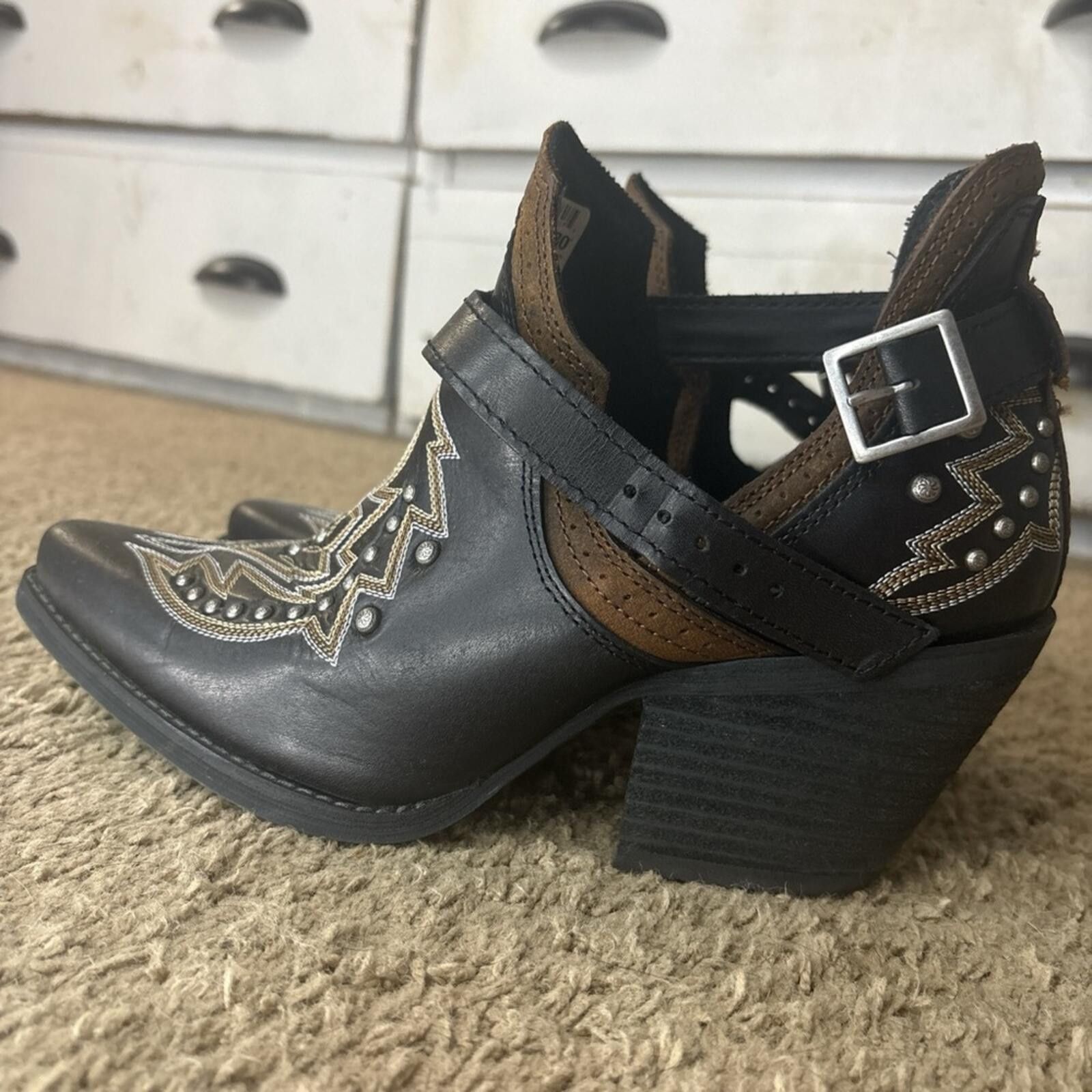 Durango Durango Black and Brown Studded Western Ankle Boots Size US 8 / IT 38 - 2 Thumbnail