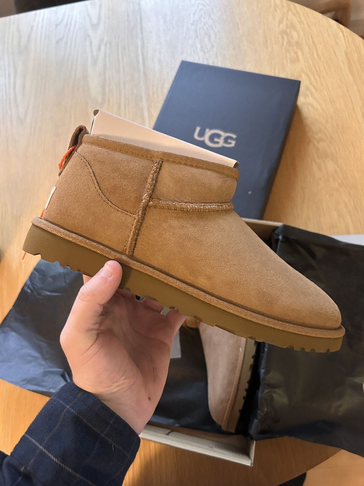 Ugg Classic Boots Size US 8 / EU 41 - 1 Thumbnail