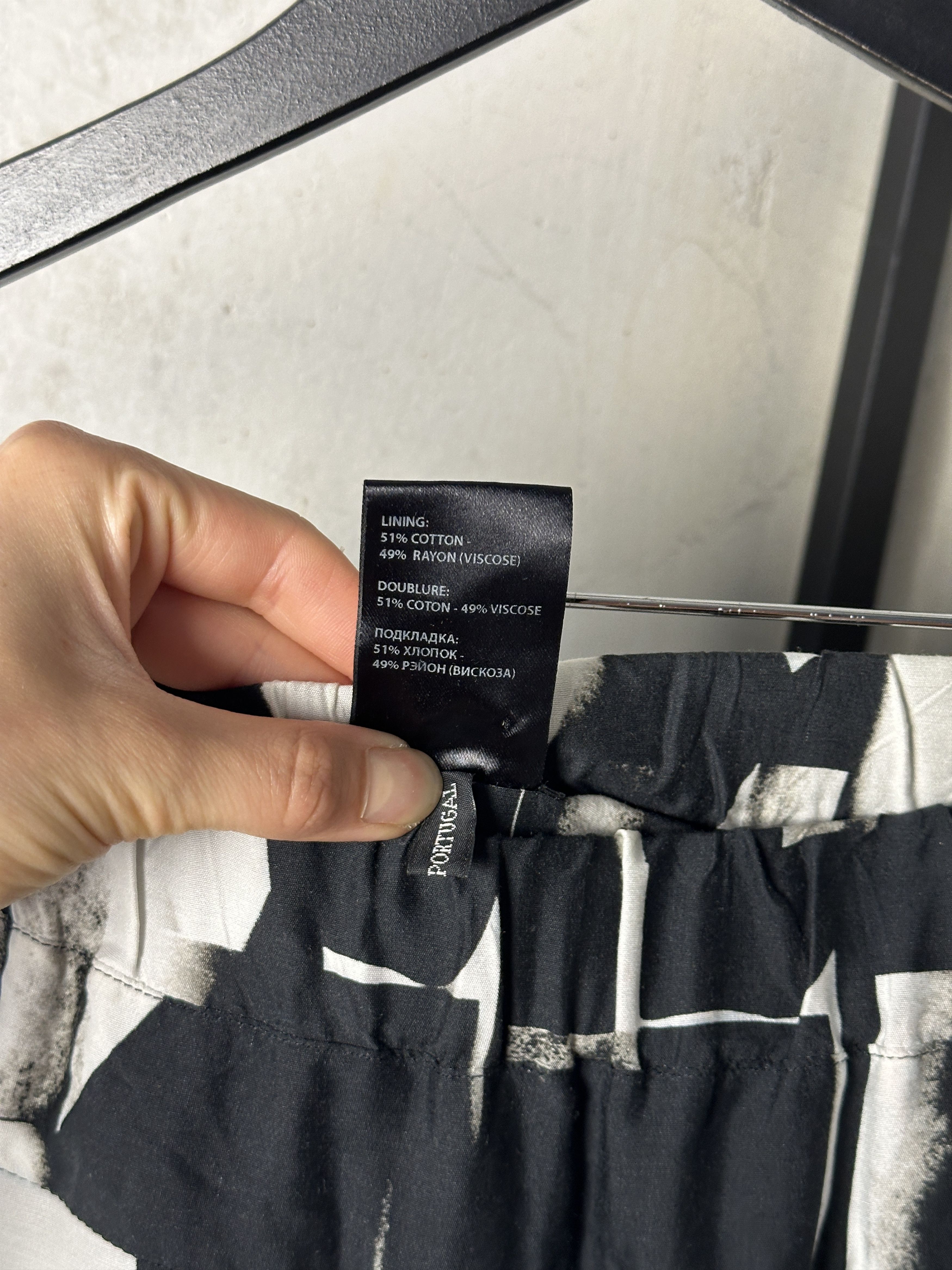 Ann Demeulemeester Ann Demeulemeester FW16 Printed Cropped Pants Size 27" / US 4 / IT 40 - 6 Thumbnail