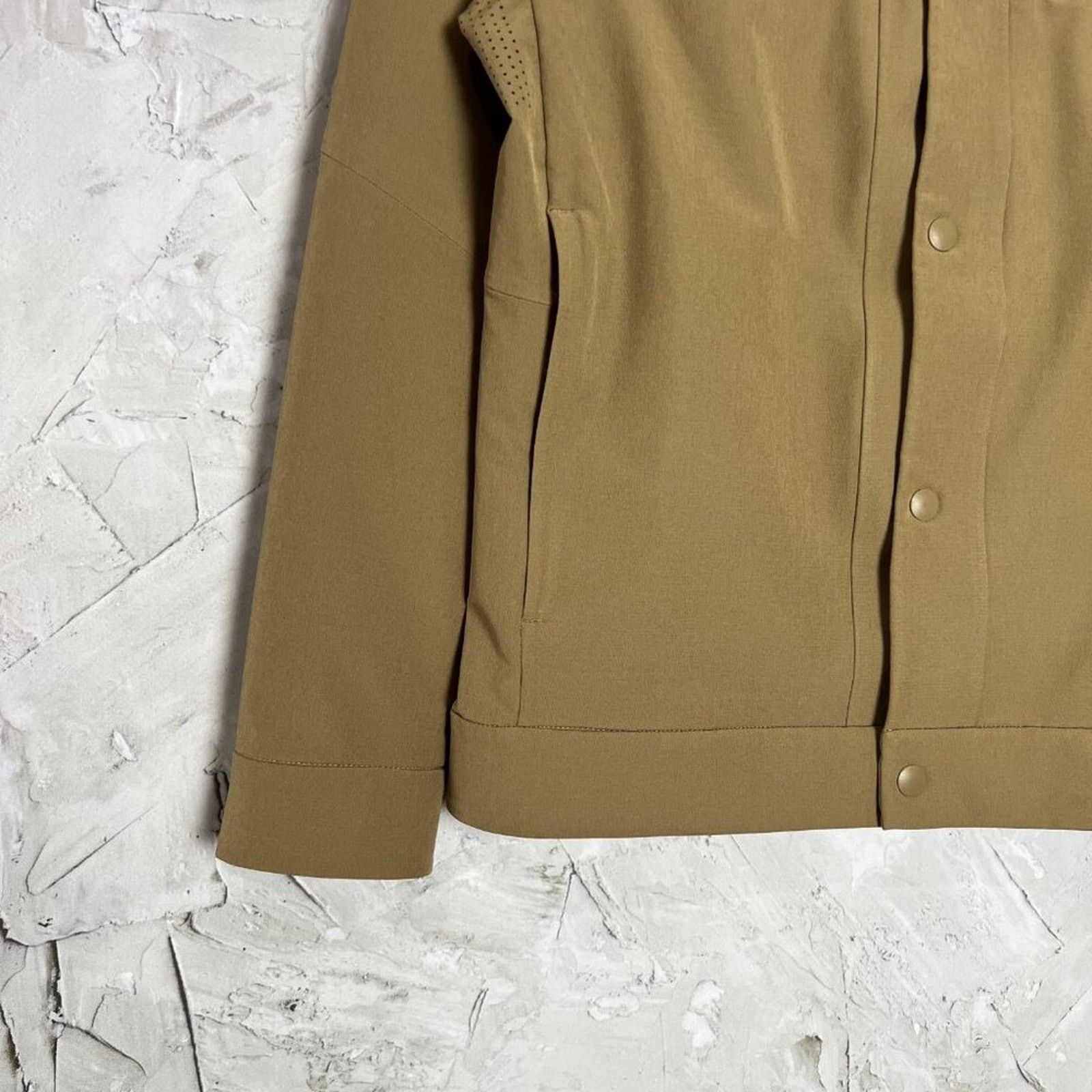 Lululemon Lululemon City Excursion Jacket Brown Mesh Bomber XS Size US XS / EU 42 / 0 - 16 Thumbnail