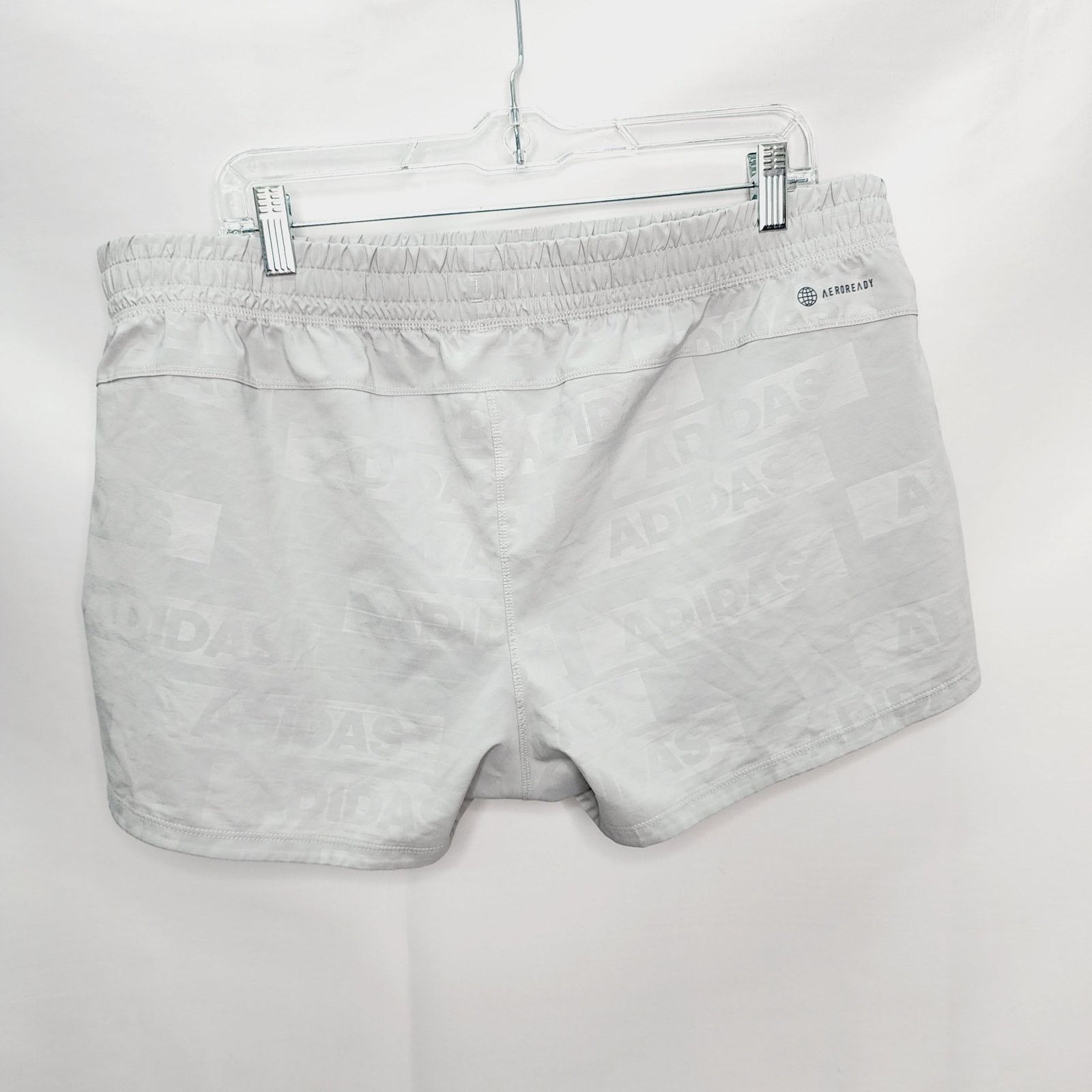 Adidas Adidas Pacer Deboss Women's Light Gray running shorts Size 38" / US 16 / IT 52 - 11 Thumbnail