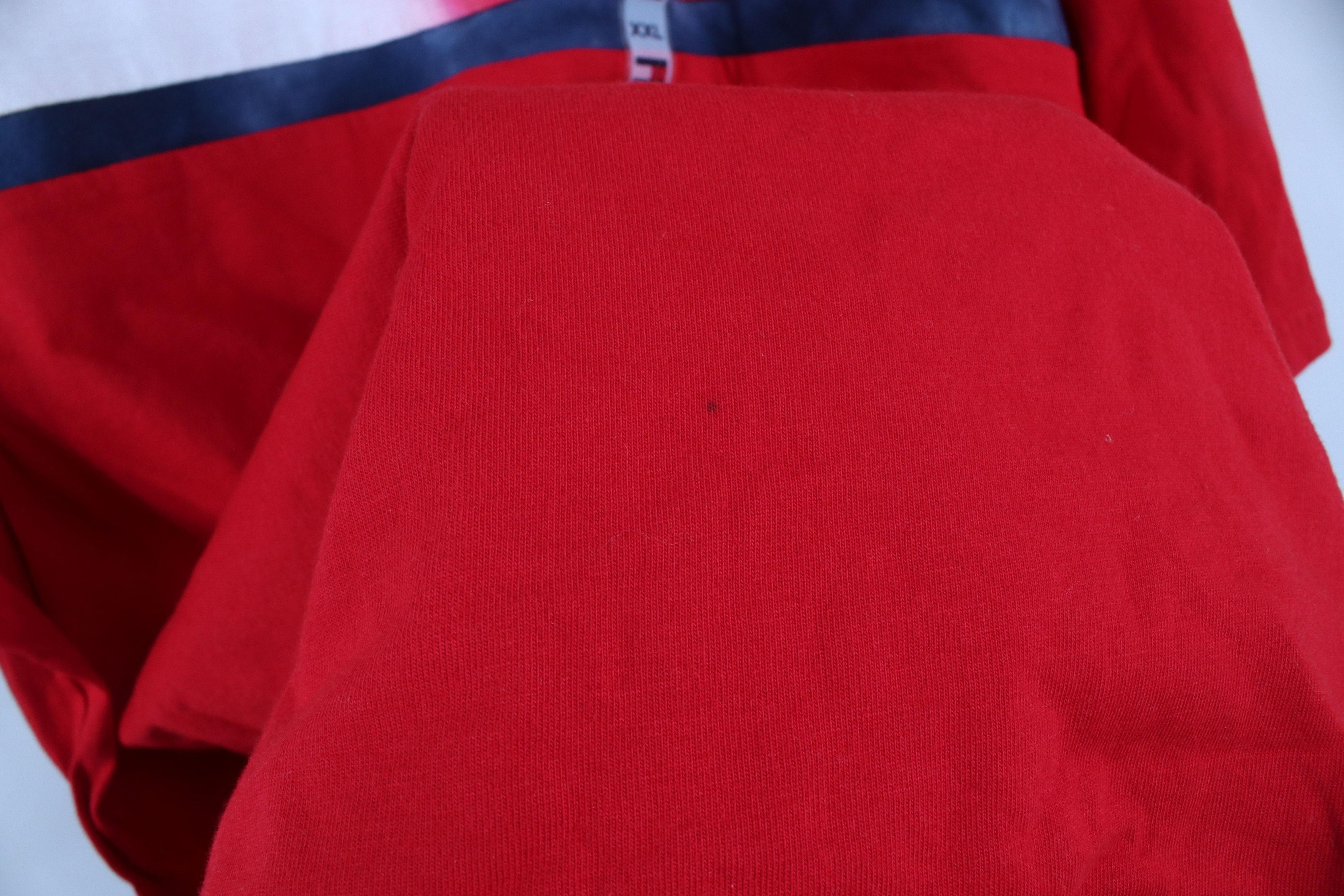 Tommy Hilfiger × Vintage Deadstock Vintage 90s Tommy Hilfiger Surfing Out T-Shirt Red Size US XXL / EU 58 / 5 - 9 Thumbnail