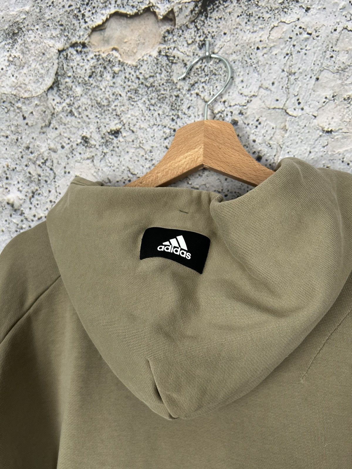 Adidas Adidas Center Logo Beige Hoodie Streetwear Sportswear Size US M / EU 48-50 / 2 - 5 Thumbnail