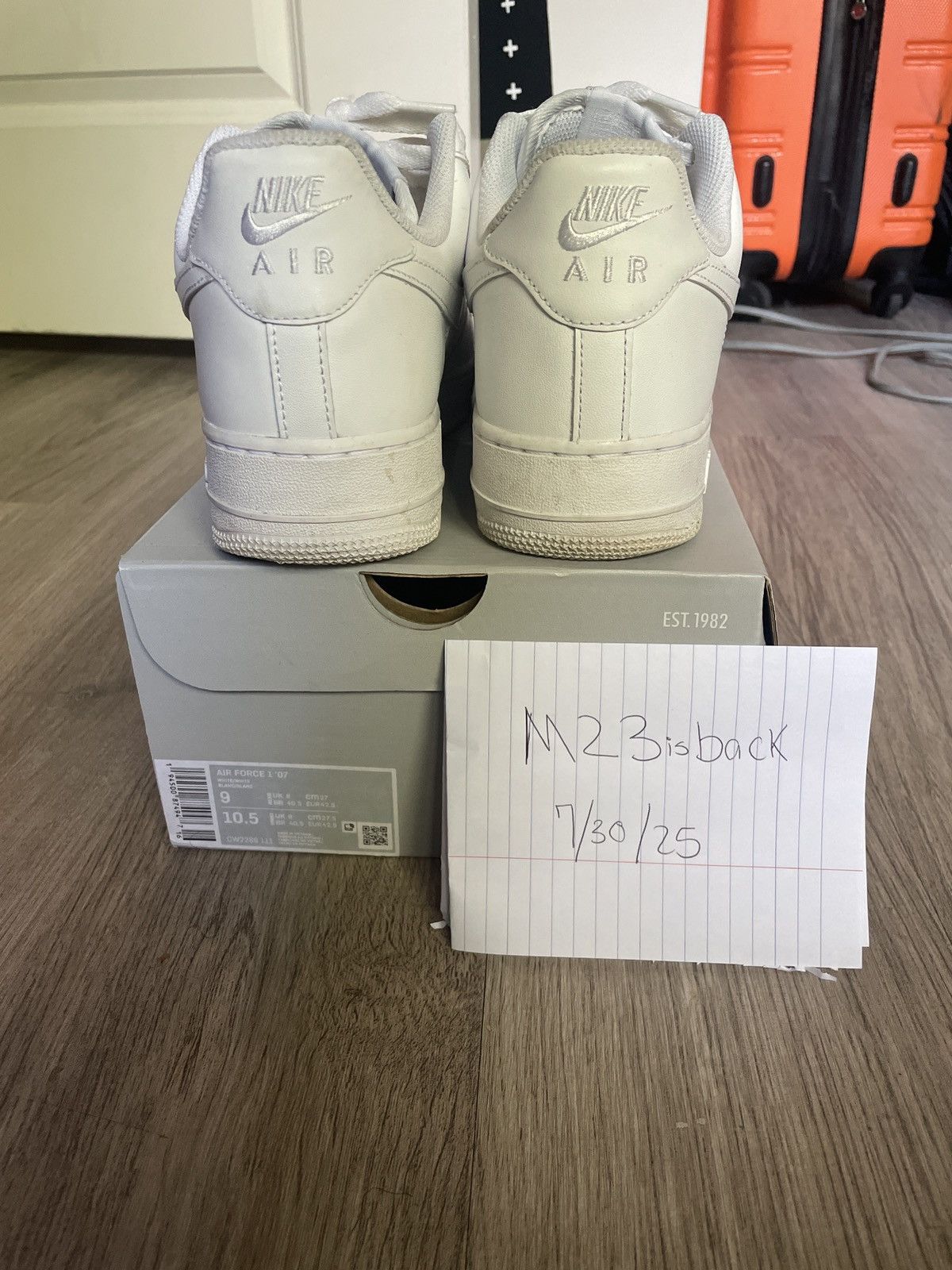 Nike White air force 1 07’ Size US 9 / EU 42 - 7 Thumbnail