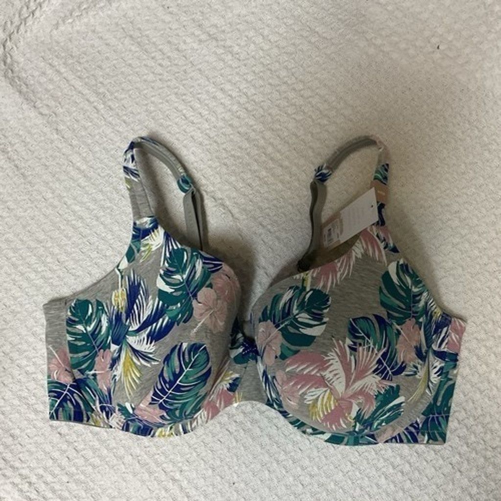 Other NWT Cacique Gray Floral Lightly Lined T-Shirt Bra Women 44DD Size ONE SIZE - 1 Thumbnail