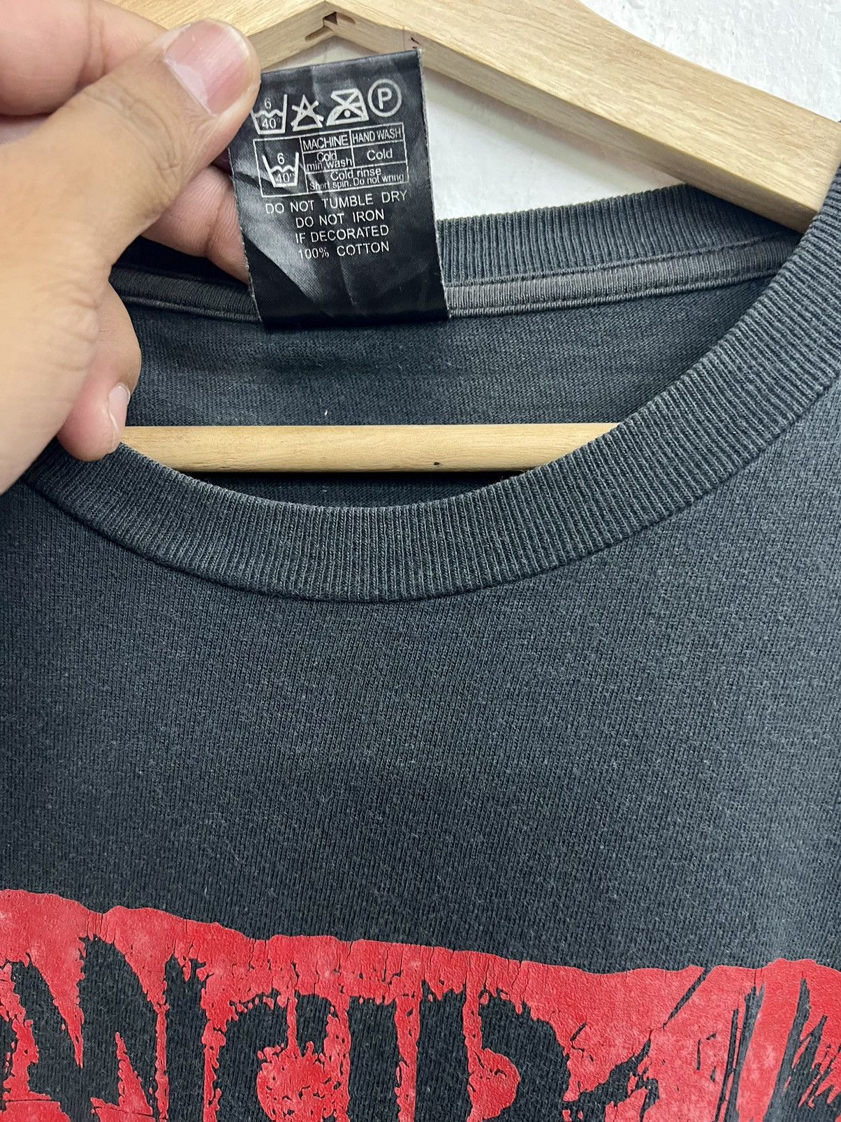 VINTAGE 2003 INDESTRUCTIBLE RANCID BAND TEE