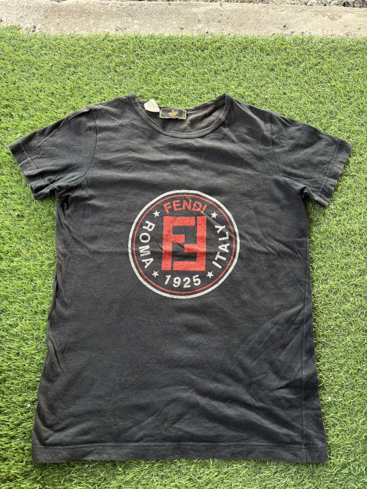 Fendi Vintage Fendi Tshirt Size US M / EU 48-50 / 2 - 1 Thumbnail