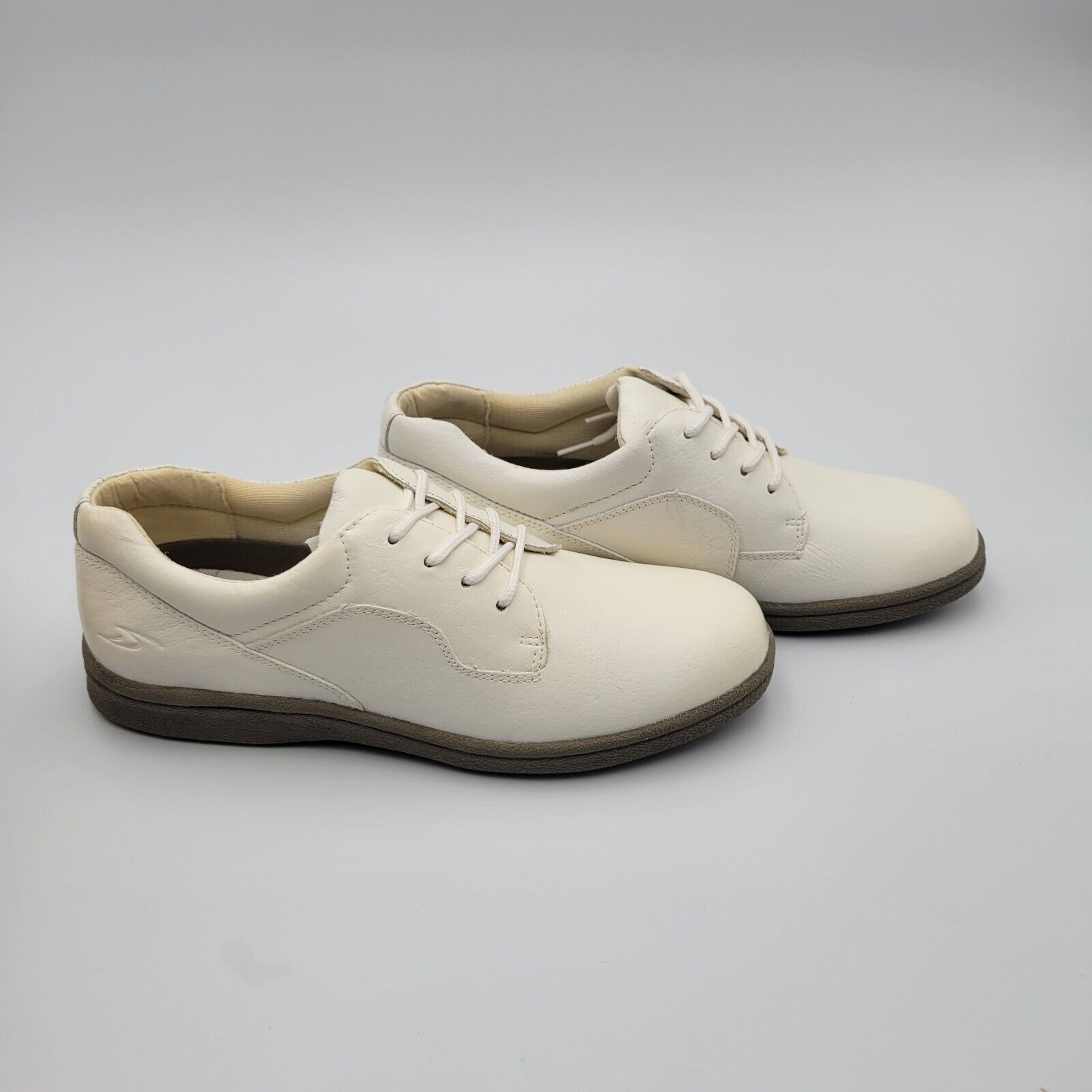Scholl Scho-Ped Dr. Scholls White Leather Bucks Dress Shoes 6.5 M Size US 6.5 / IT 36.5 - 2 Thumbnail