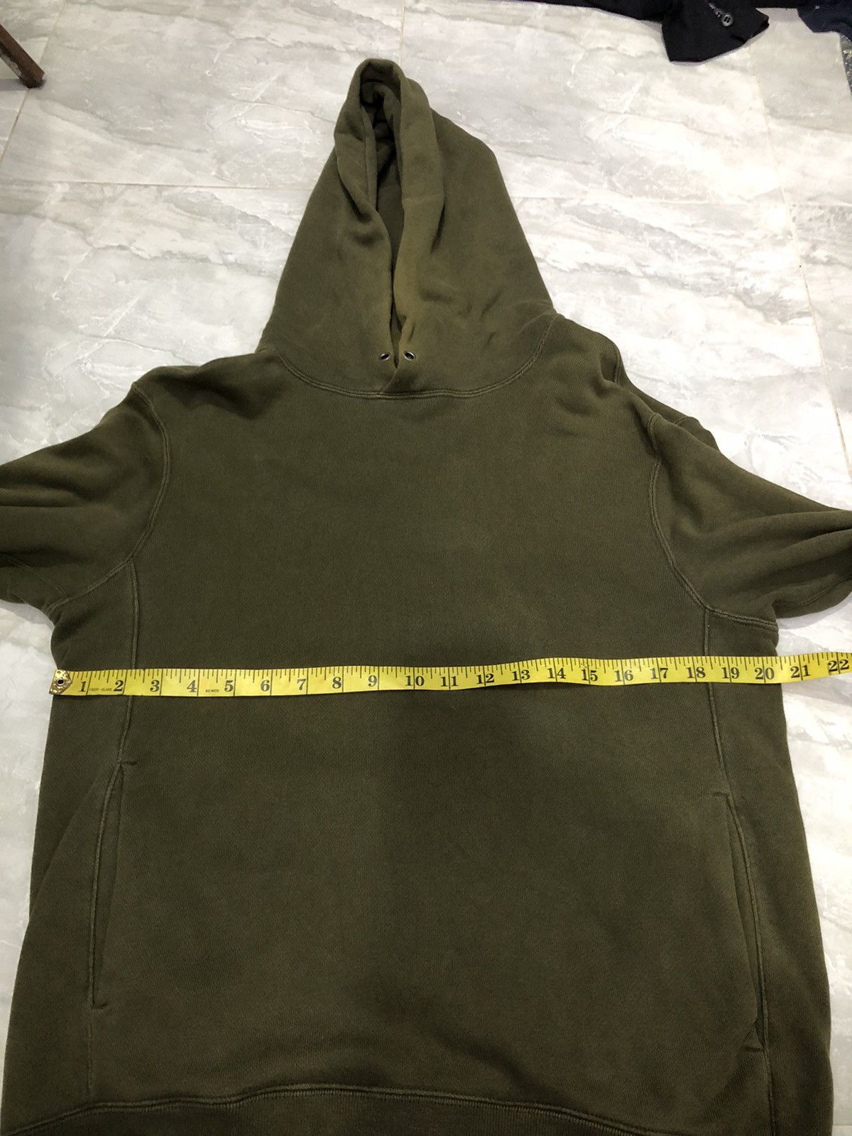 Japanese Brand × Uniqlo Uniqlo Olive Faded Hoodie – Yeezy Vibe Size US M / EU 48-50 / 2 - 9 Thumbnail