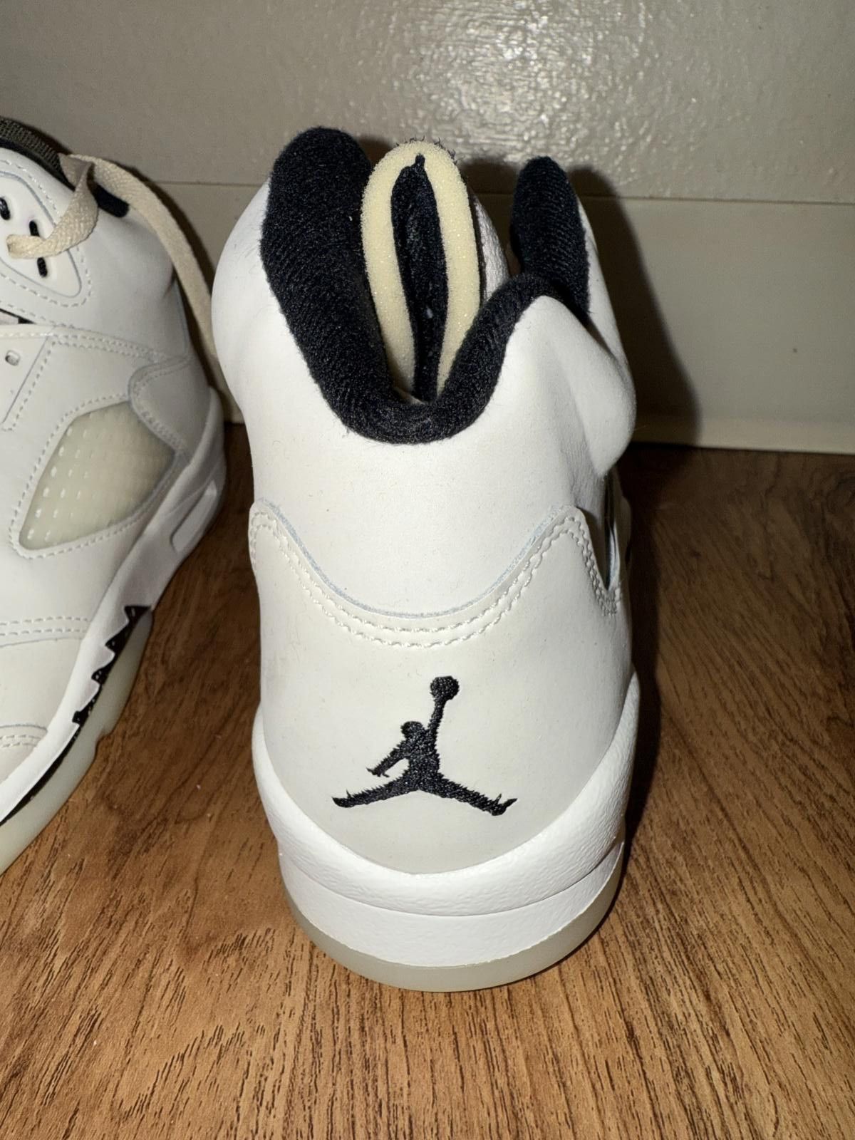 Nike Jordan 5 Retro SE Sail (Gs) Size US 7 / EU 40 - 6 Thumbnail