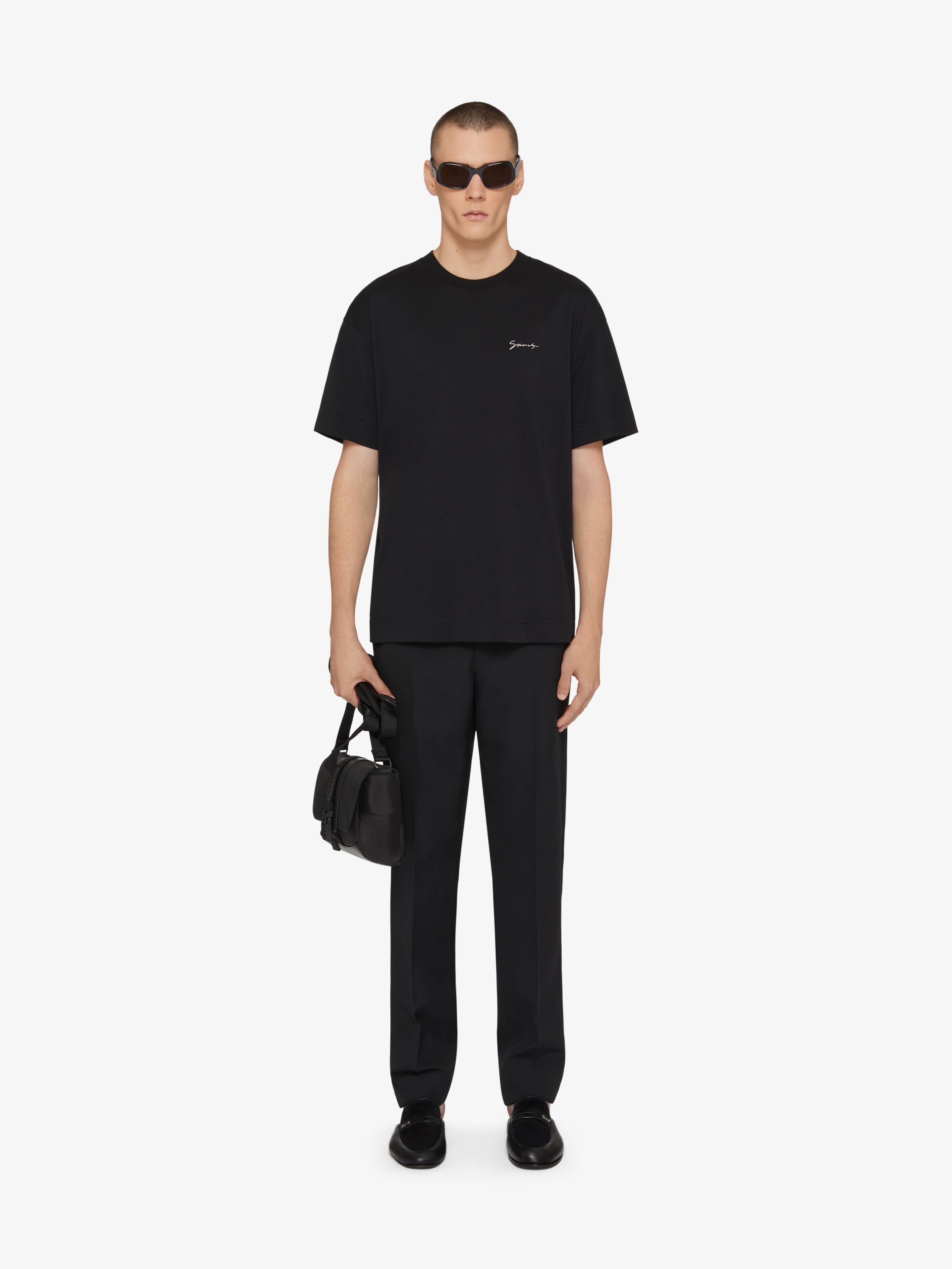 o1srvl11e0925 Short Sleeve T-Shirt in Black