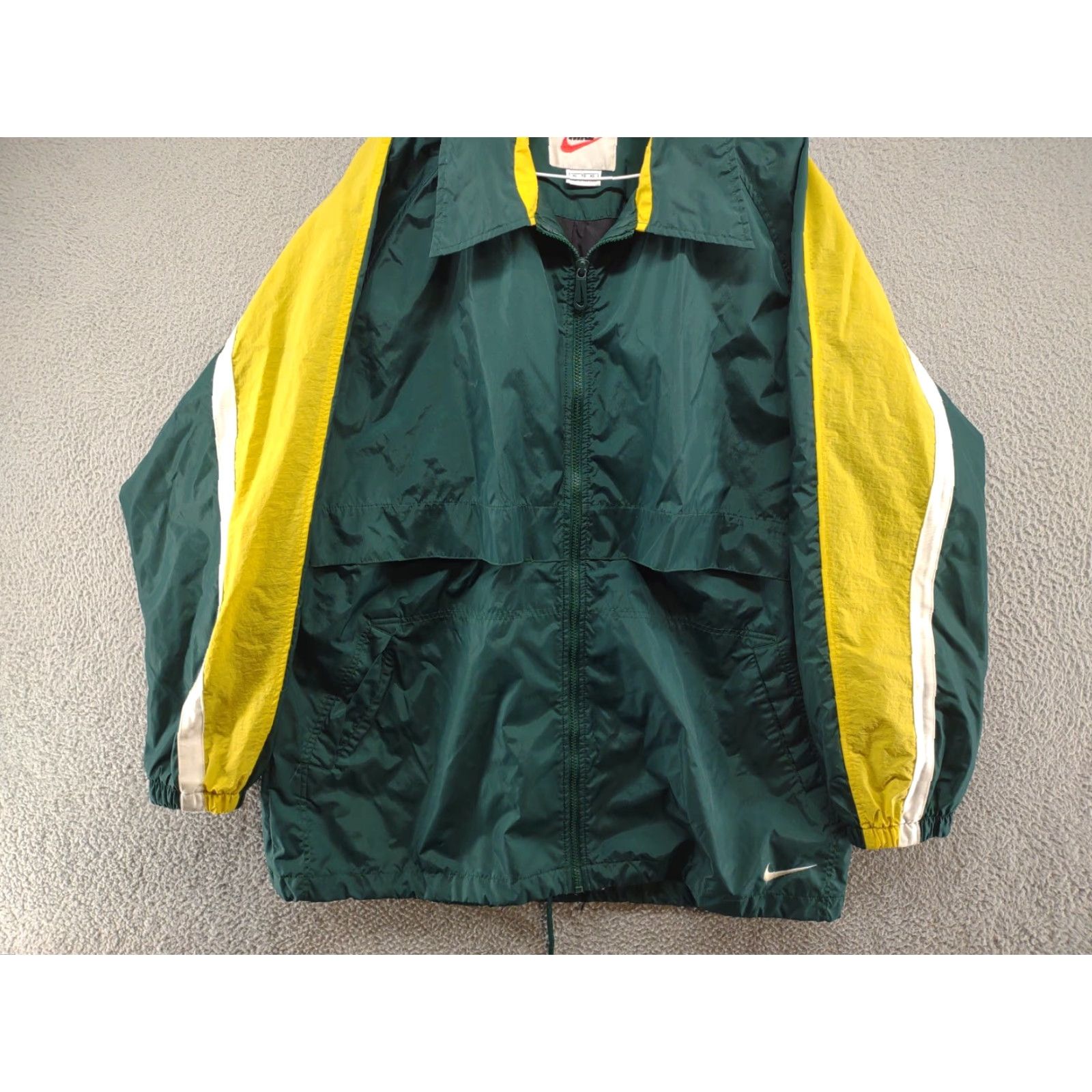 Nike VINTAGE Nike Windbreaker Jacket Full Zip Green Gold White Tag 90s XL Mens Size US XL / EU 56 / 4 - 4 Thumbnail