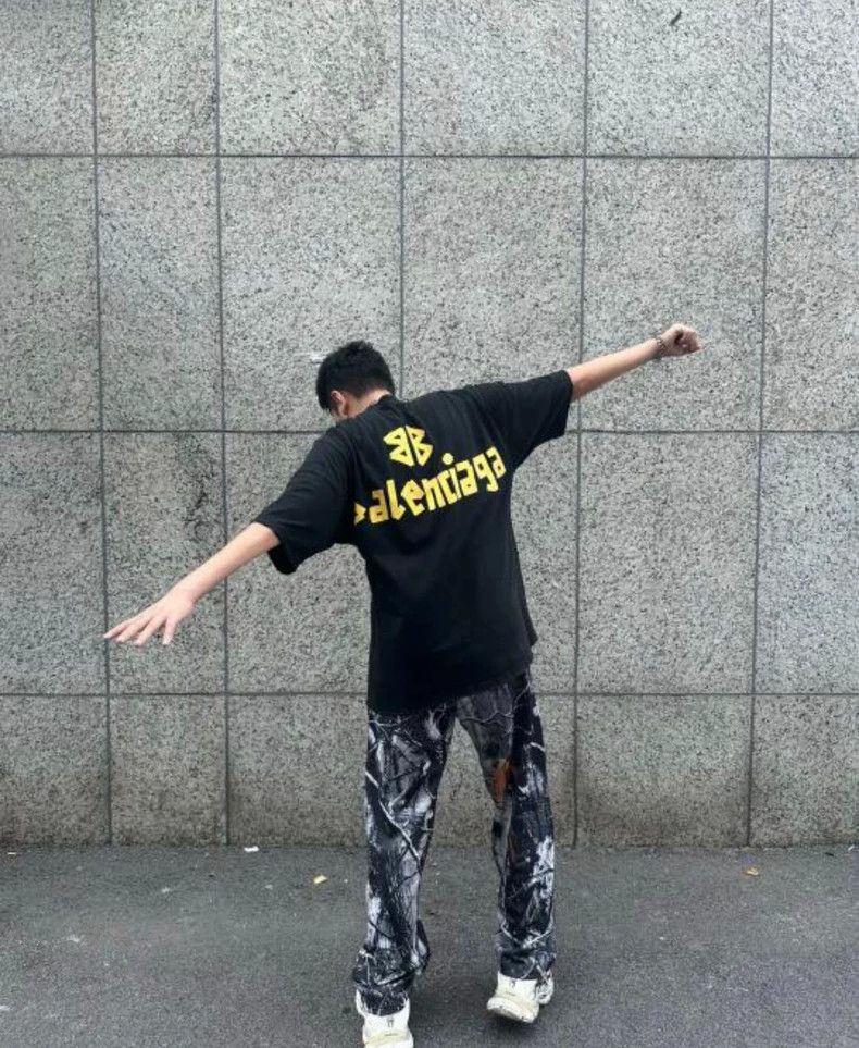 Balenciaga Balenciaga size 10 Washed black tape logo short sleeve 250 Size US M / EU 48-50 / 2 - 6 Thumbnail