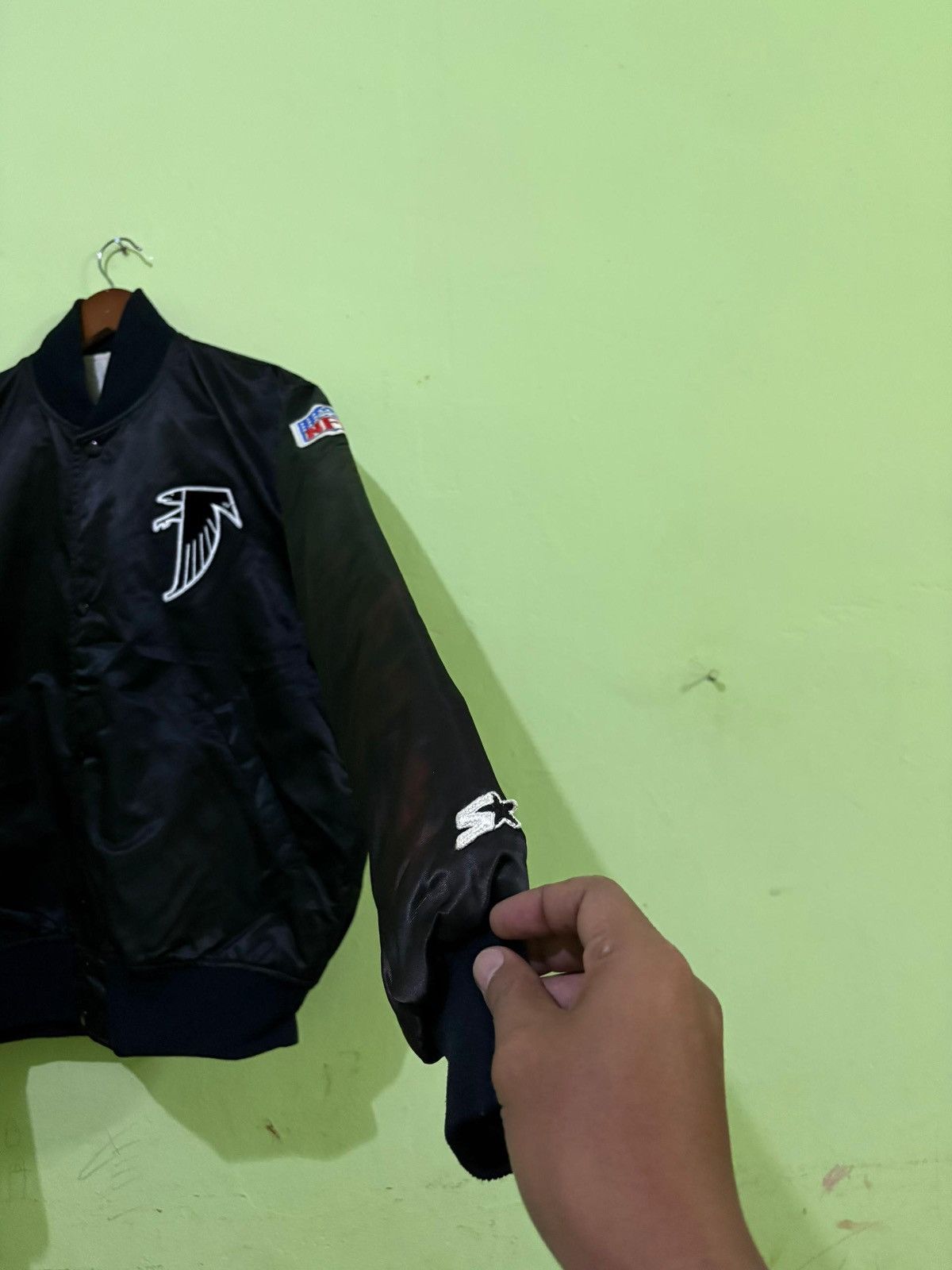 NFL × Starter VTG 80’s Atlanta Falcons Jacket Design NFL Jacket Size US L / EU 52-54 / 3 - 3 Thumbnail