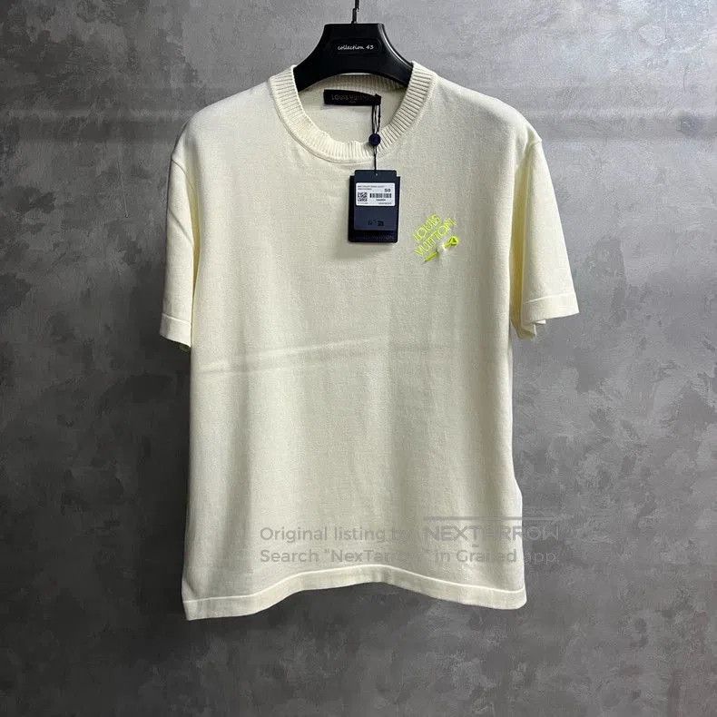 Louis Vuitton Louis Vuitton White Embroidered Short Sleeve T. Size US S / EU 44-46 / 1 - 1 Thumbnail