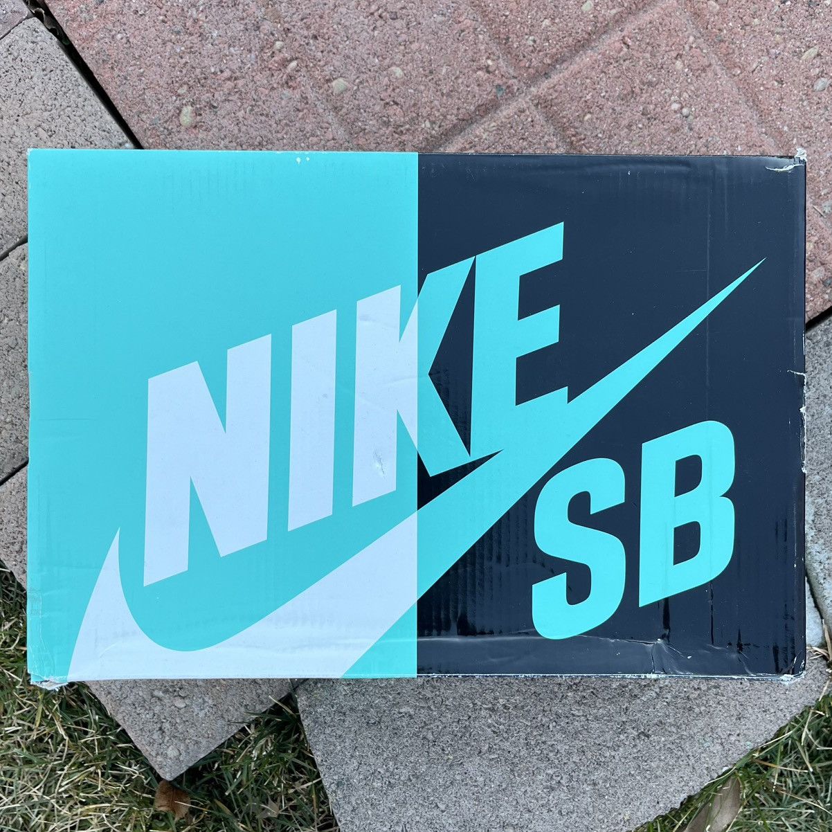 Jordan Brand × Nike 2019’ Eric Koston x Air Jordan Low 1 Low SB ‘UNC’ Sz 9 Size US 9 / EU 42 - 15 Thumbnail