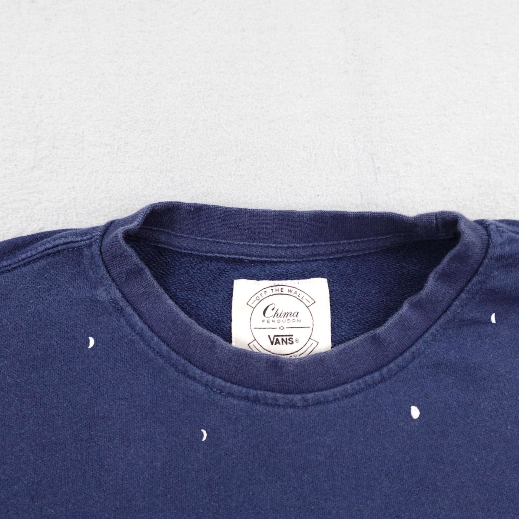 Vans VANS Sweatshirt Mens XL Blue Chima Ferguson Wolf Moon Crewneck Pullover Skater Graphic Print Wolf Logo Ready for Skateboarding Mens Size US XL / EU 56 / 4 - 2 Thumbnail