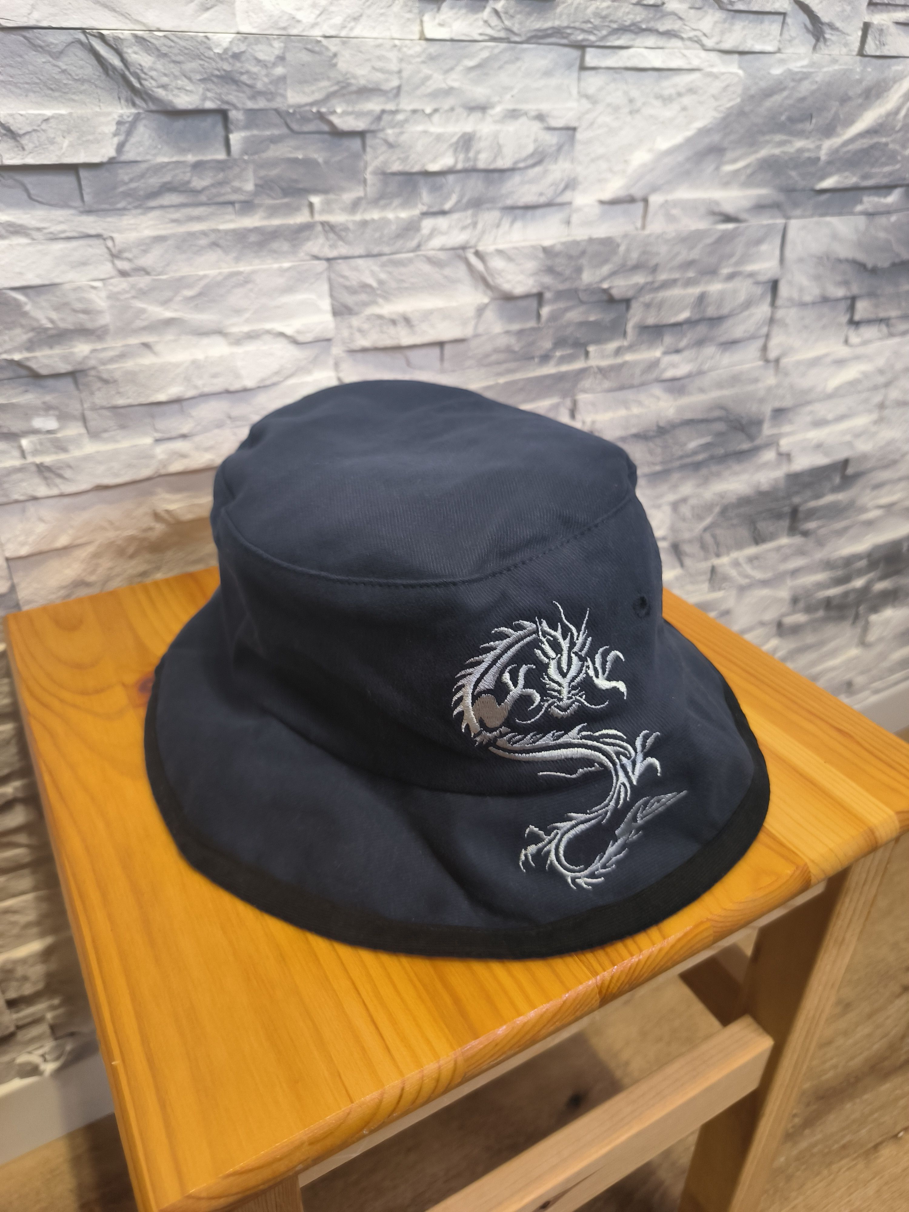 Quiksilver × Vintage Quiksilver Bucket Hat Vintage Dragon Logo cap Size ONE SIZE - 5 Thumbnail