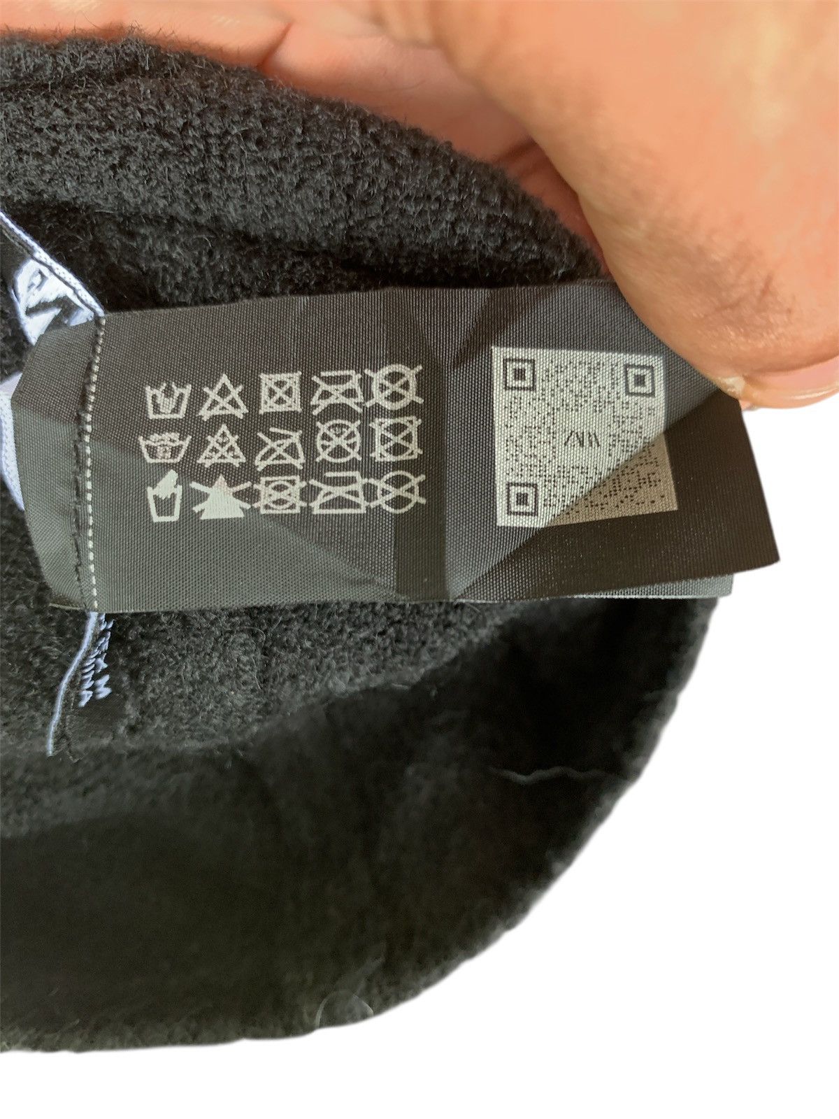 Zara Zara plain beanie hats Size ONE SIZE - 5 Thumbnail
