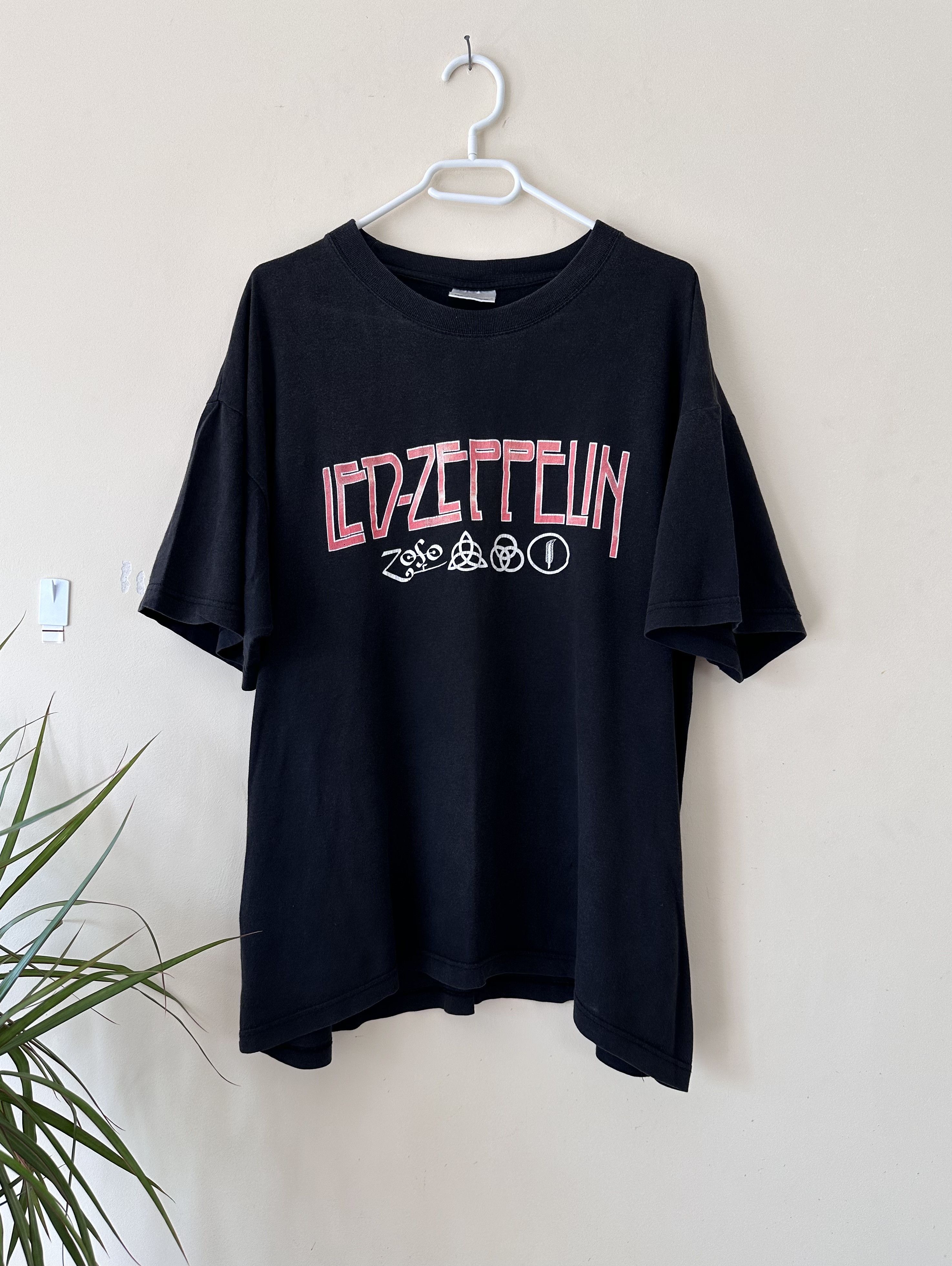 Band Tees × Vintage Vintage Led Zeppelin Zoso tour 00s tee Size US L / EU 52-54 / 3 - 1 Thumbnail