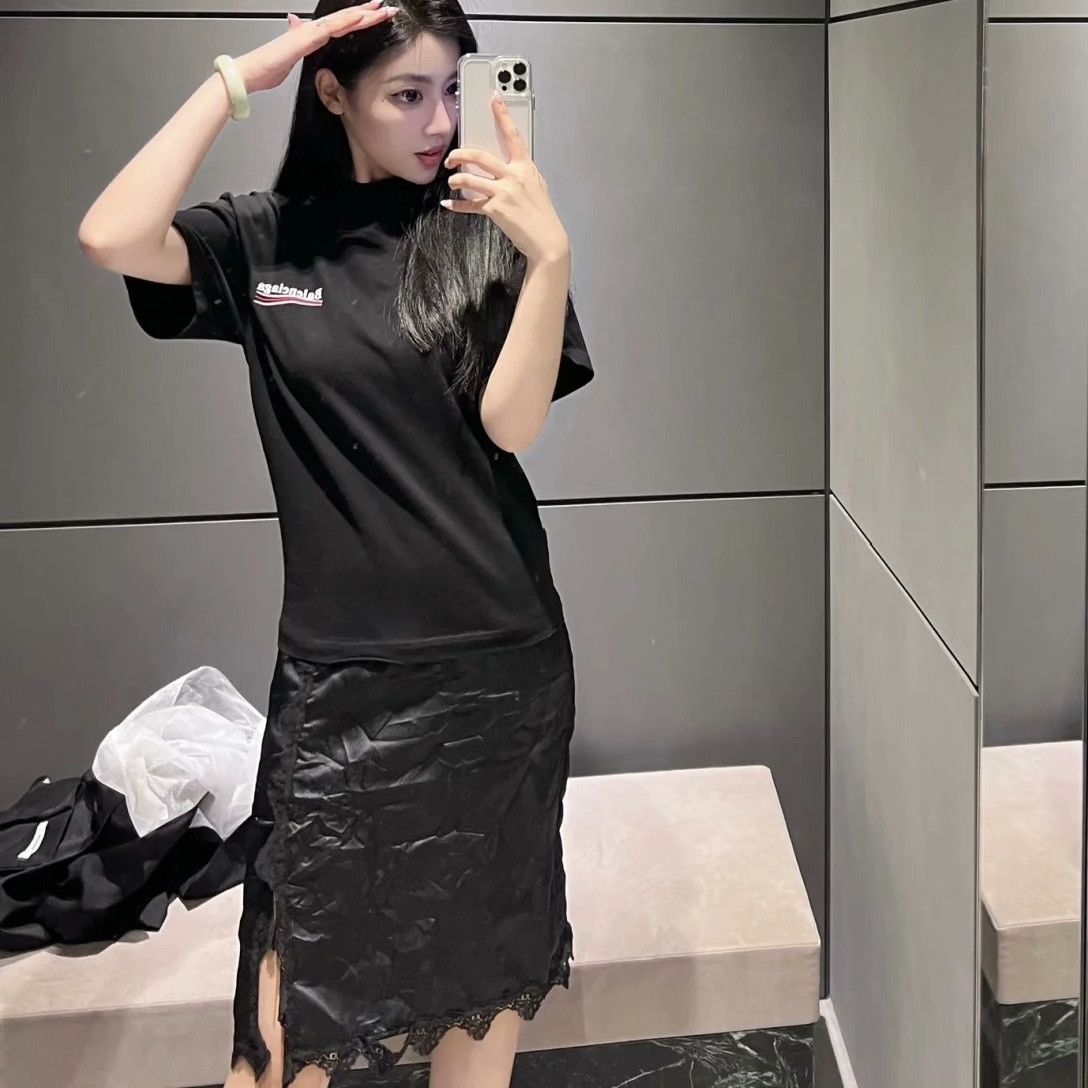 Balenciaga Balenciaga Black Dress M Women Size M / US 6-8 / IT 42-44 - 1 Thumbnail
