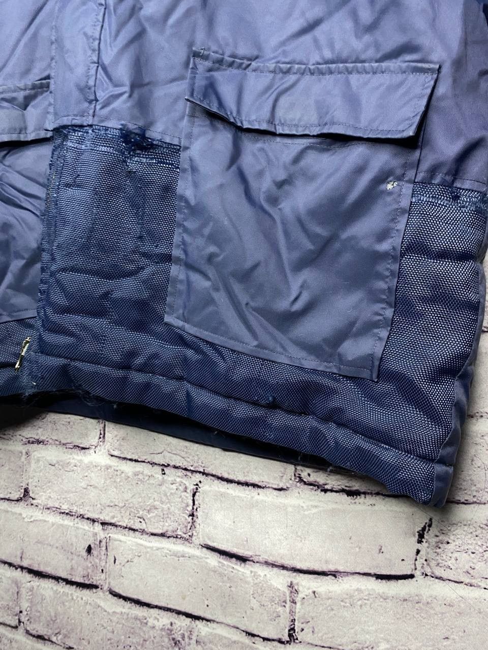 Nike Nike Vintage 90s Small Logo Blue Down Jacket Winter Parkas Size US L / EU 52-54 / 3 - 9 Thumbnail