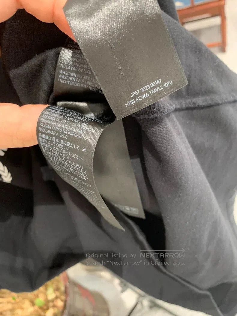 Balenciaga BALENCIAGA Black T-shirt. Size US M / EU 48-50 / 2 - 9 Thumbnail