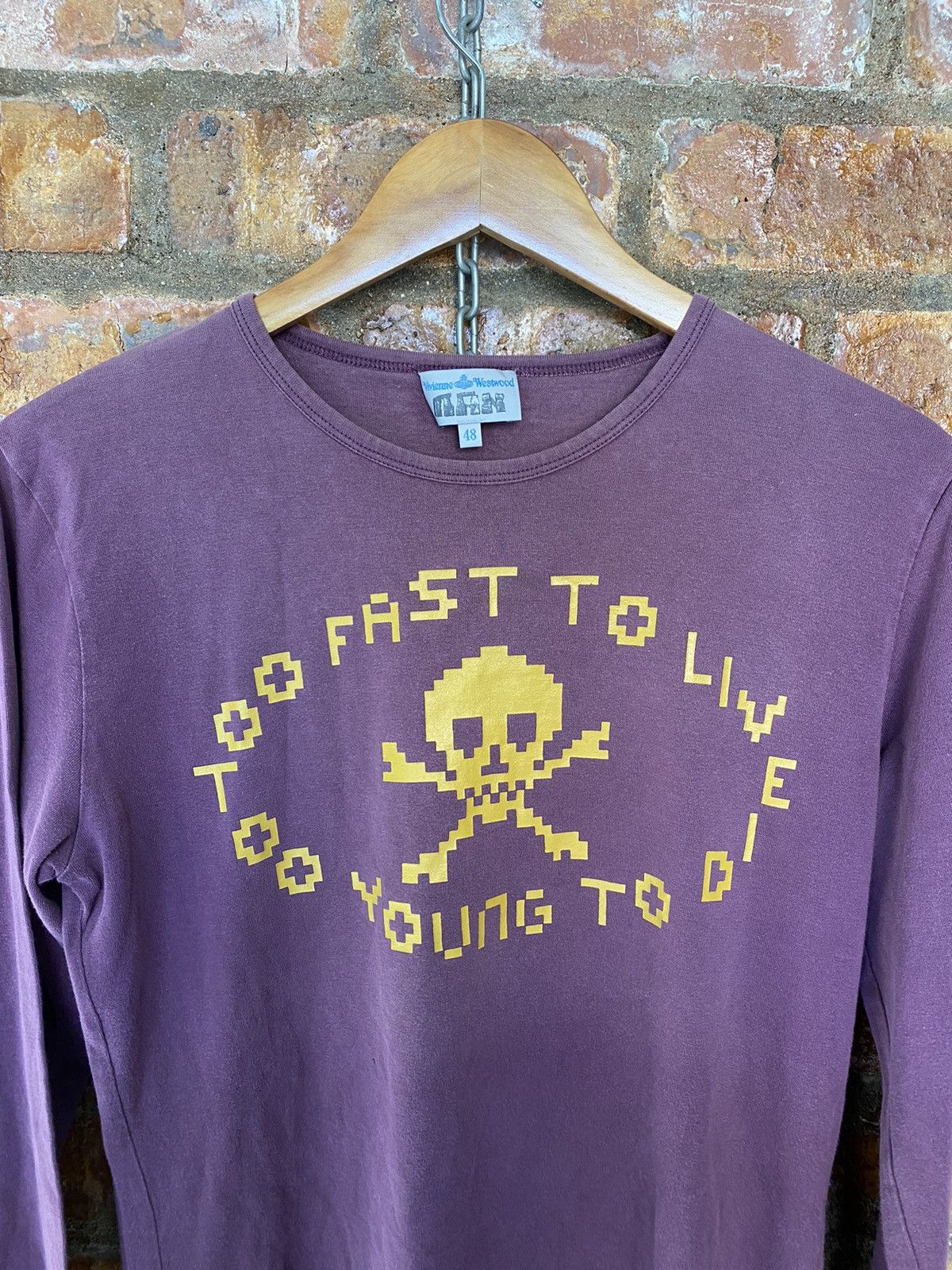 Vivienne Westwood 90s Iconic To Fast to live to yong to die cross word Size US M / EU 48-50 / 2 - 4 Thumbnail