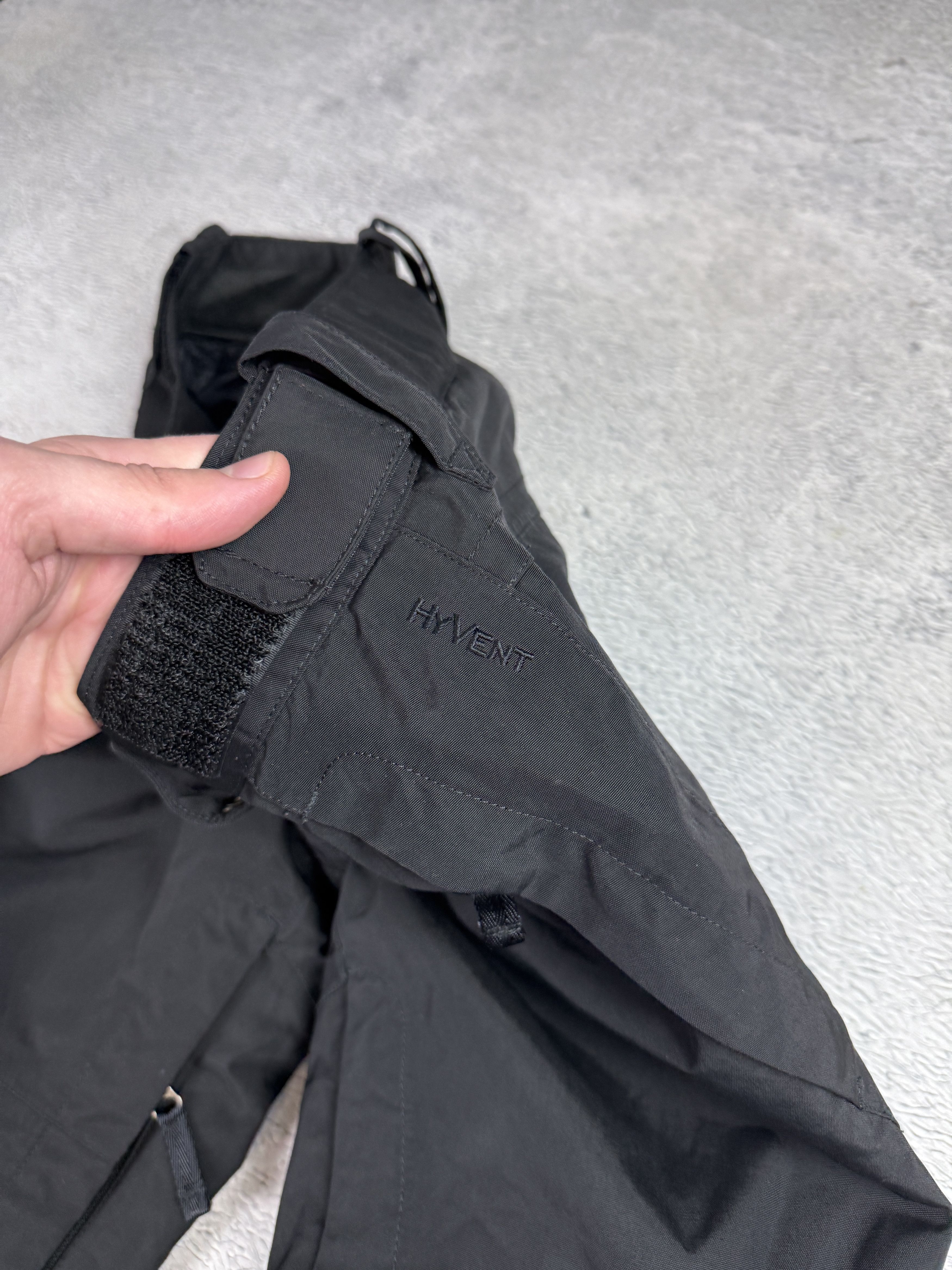 The North Face The North Face Women Snow HyVent Pants Ski Cargo Black Size 26" / US 2 / IT 38 - 12 Thumbnail