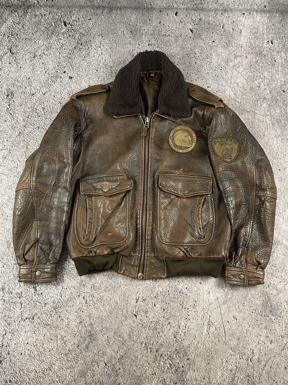 Genuine Leather × Vintage Vintage Flying Tigers Distressed Leather MA-1 Jacket Size US L / EU 52-54 / 3 - 2 Thumbnail