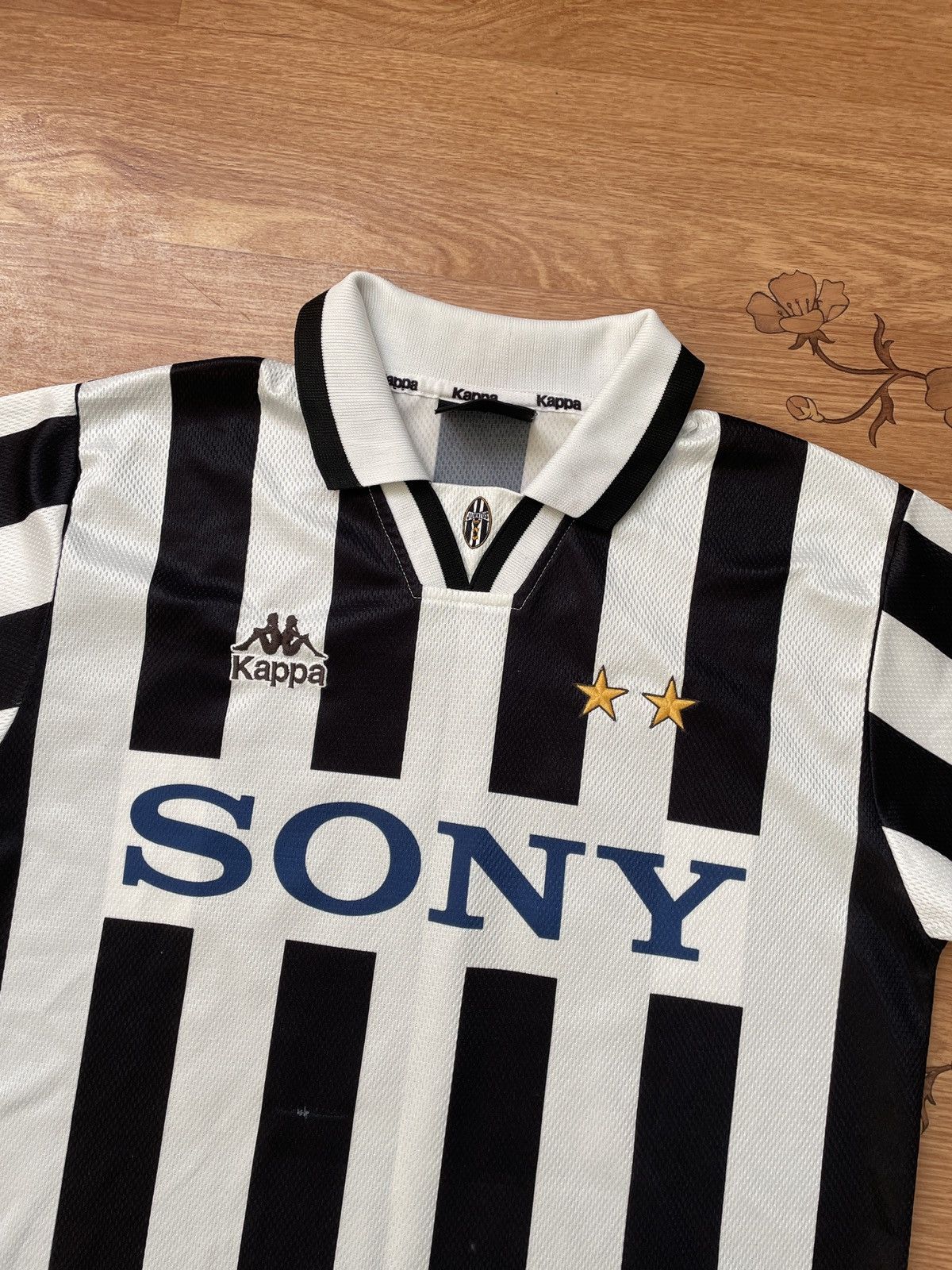 Kappa Vintage Juventus Kappa Sony Del Piero 1996/97 Home t shirt Size US S / EU 44-46 / 1 - 2 Thumbnail