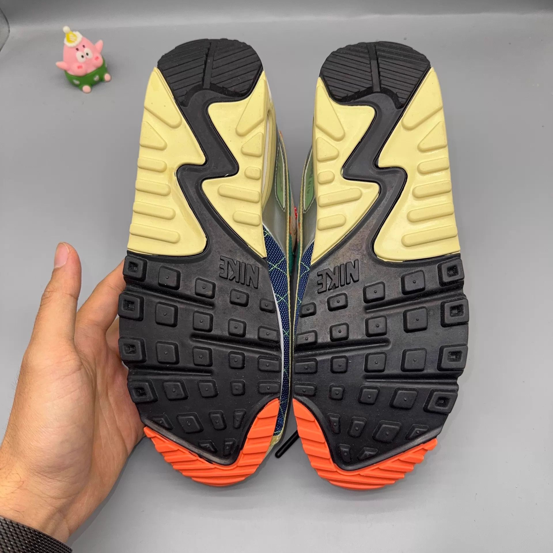 Nike Nike Air Max 90 Colorblocked Size 41 Size US 8 / EU 41 - 4 Thumbnail