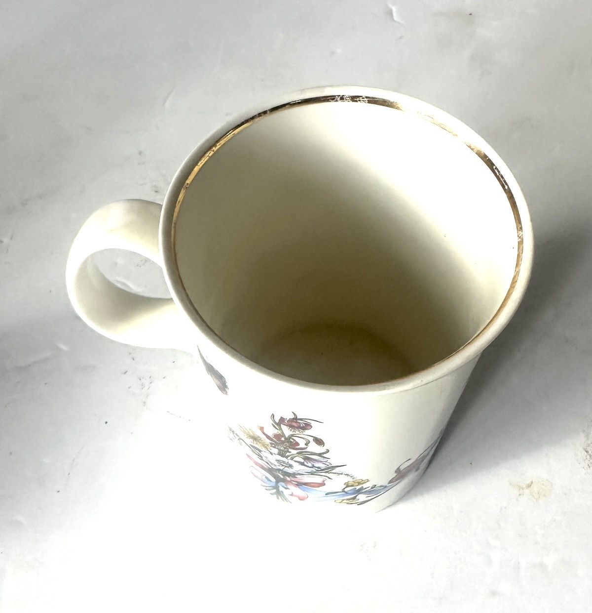 Gucci Set of 4 VINTAGE GUCCI Mugs - Fine Bone China RARE FIND! Size ONE SIZE - 5 Thumbnail