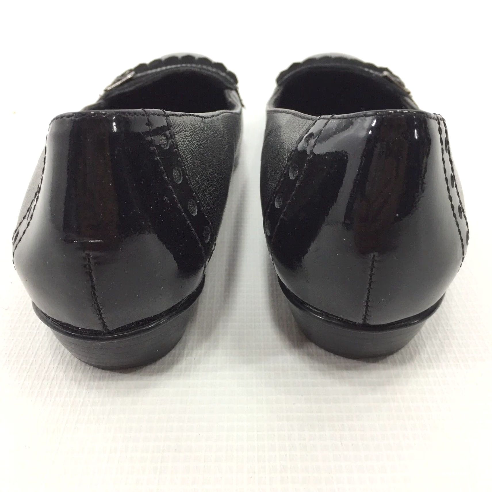 Vintage MUNRO American Womens Flats Black 6M Patent Cap Toe Kiltie Leather Ballet Flat Womens Shoes Size ONE SIZE - 5 Thumbnail