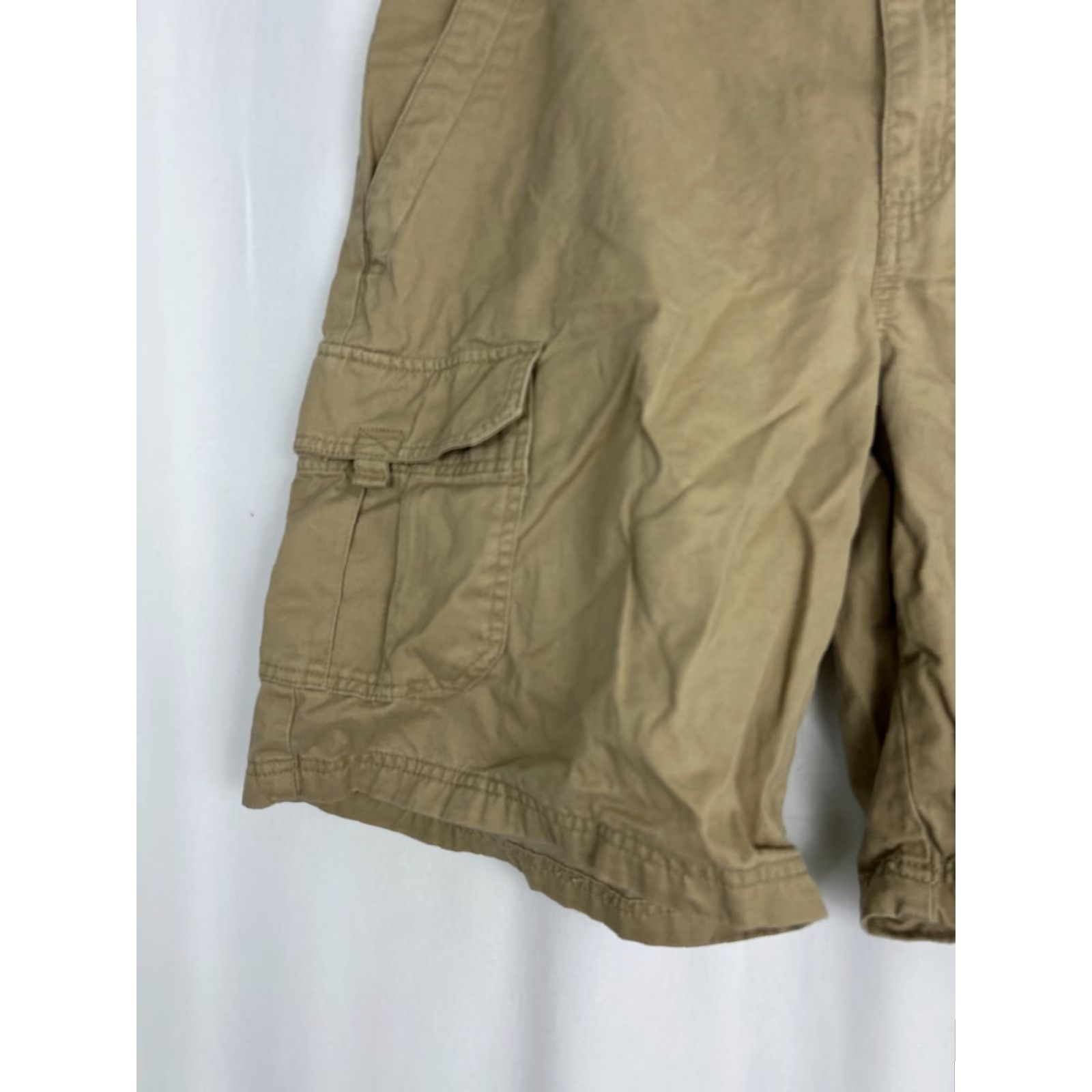 Vintage Columbia Mens Cargo Shorts Beige 40x10 Cotton Blend Outdoor Cargo Shorts Men Warm Weather Beige Coloumn? Size US 40 / EU 56 - 2 Thumbnail