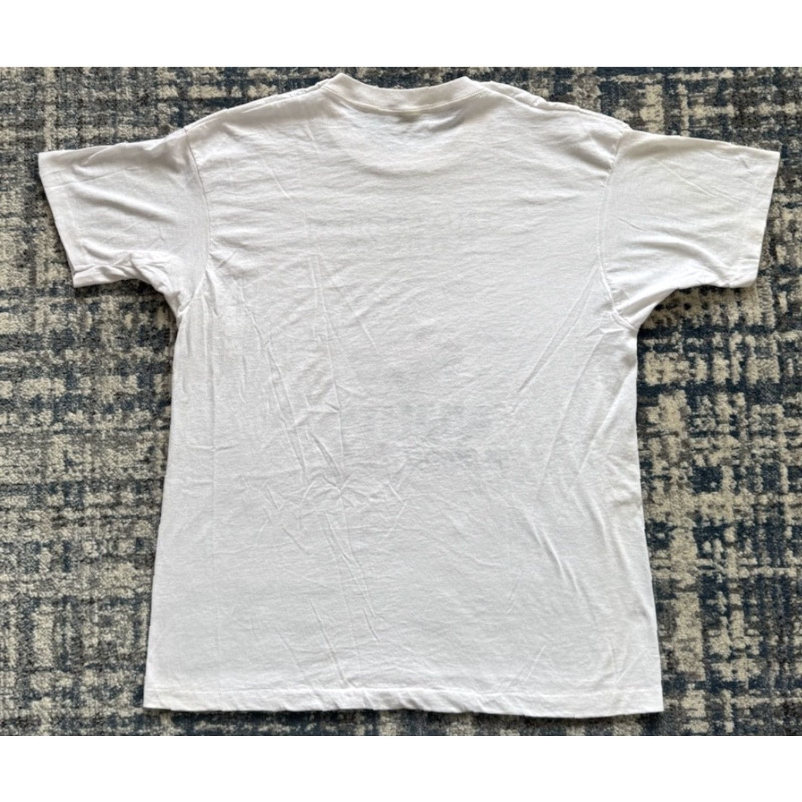 Vintage VINTAGE Chrysler 4 Door Jeep Cherokee T Shirt XL Cars Rap Tee 1990s Hip Hop Shirt Mens White 90s Cars Hip Hop Tee Screen Stars XL Size US XL / EU 56 / 4 - 8 Thumbnail