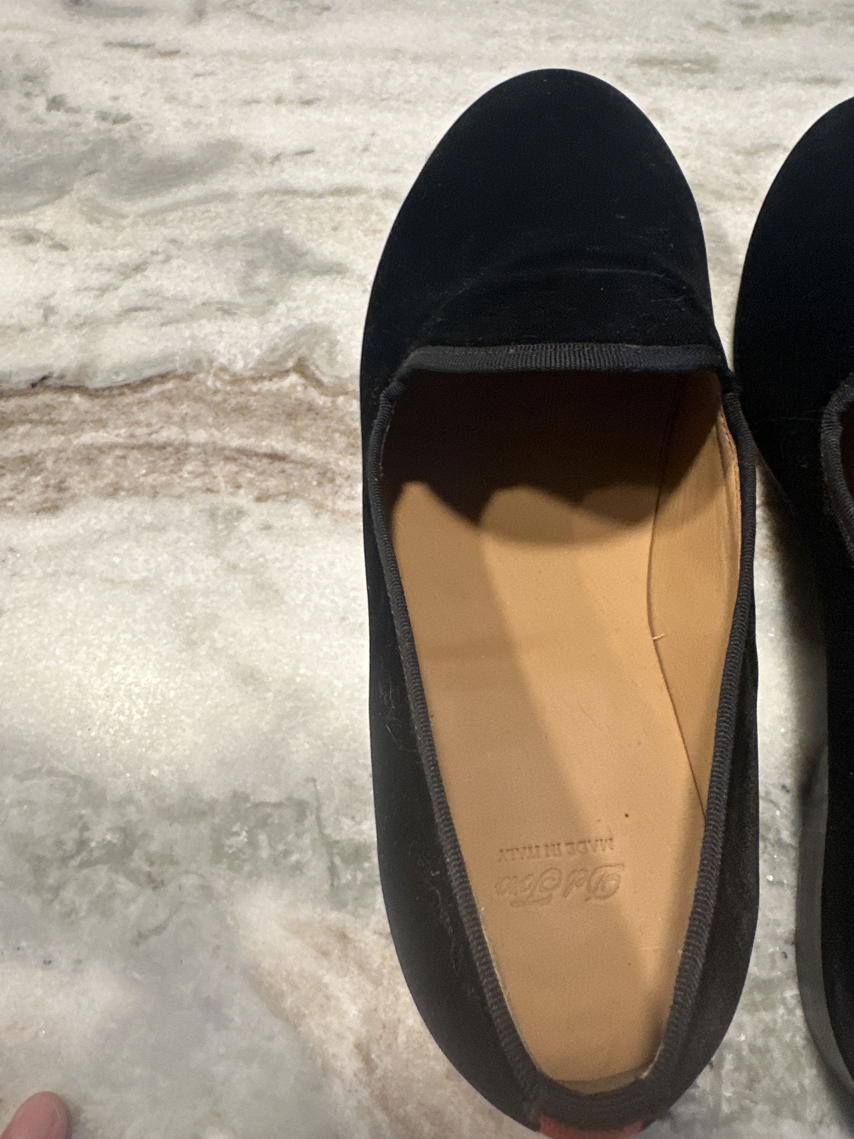 Del Toro Del Toro Black Velvet Slipper II (Gently Used) Size US 12 / EU 45 - 6 Thumbnail