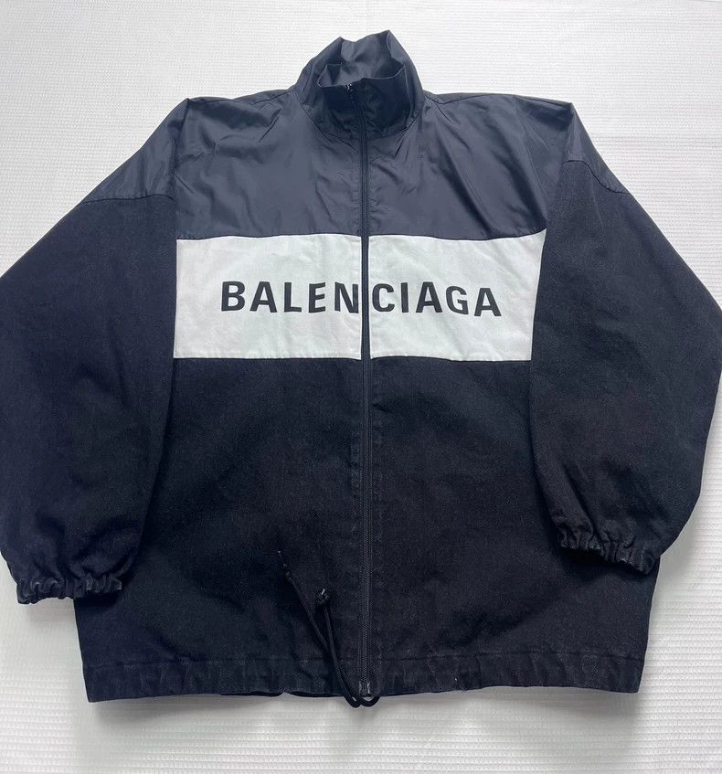 Balenciaga Balenciaga size 36 Black and white denim jacket Size US XS / EU 42 / 0 - 1 Thumbnail