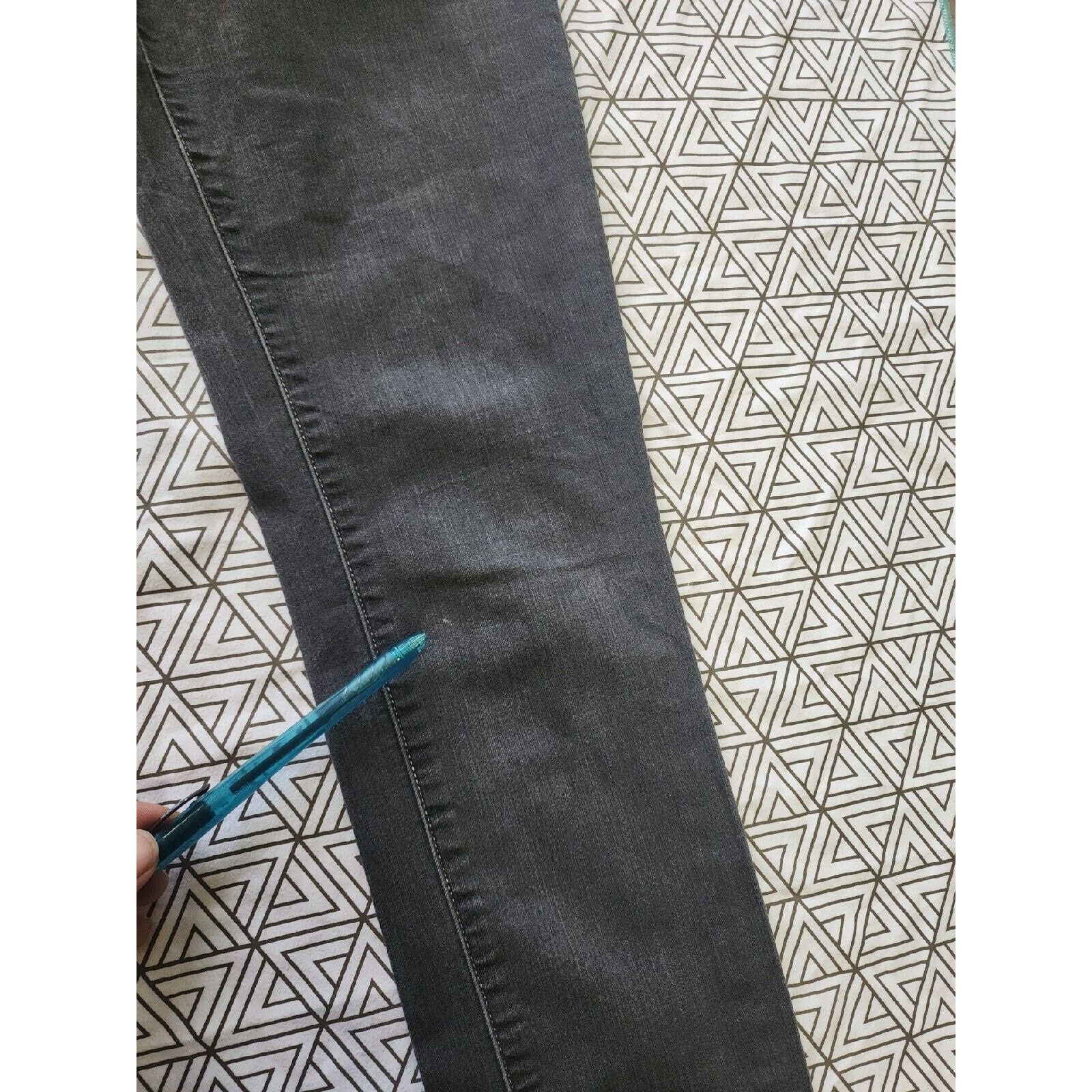 Prana Prana Women's Size 4/27 Black Short Inseam Mid-Rise Jeans Size 27" / US 4 / IT 40 - 5 Thumbnail