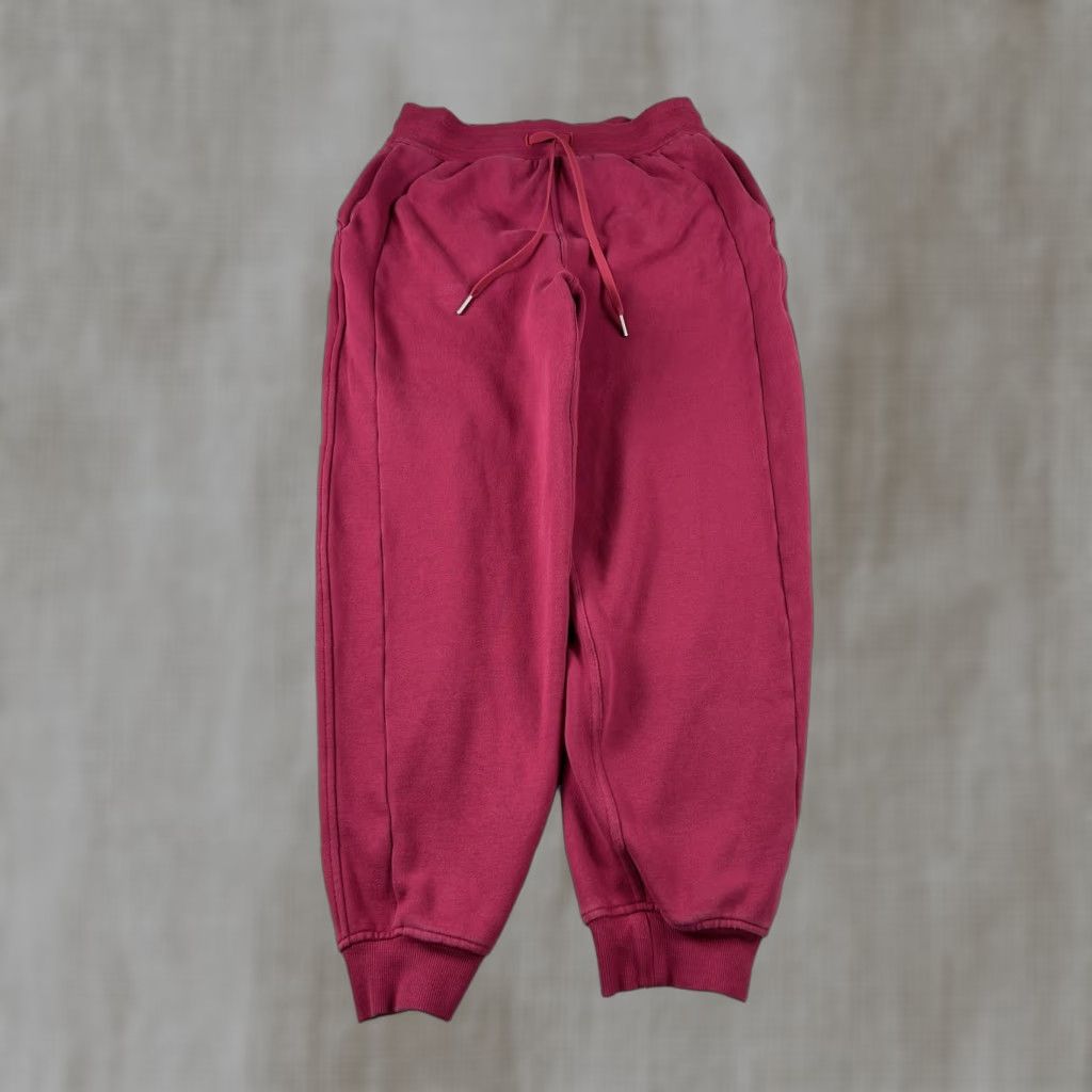 Lululemon Lululemon Warm Down Jogger Pants Women 6 Fleece Sweatpants Drawstring Berry Pink Jogger Pants Women 6 Pink Regular Pockets Elastic Waist Size 28" / US 6 / IT 42 - 1 Thumbnail