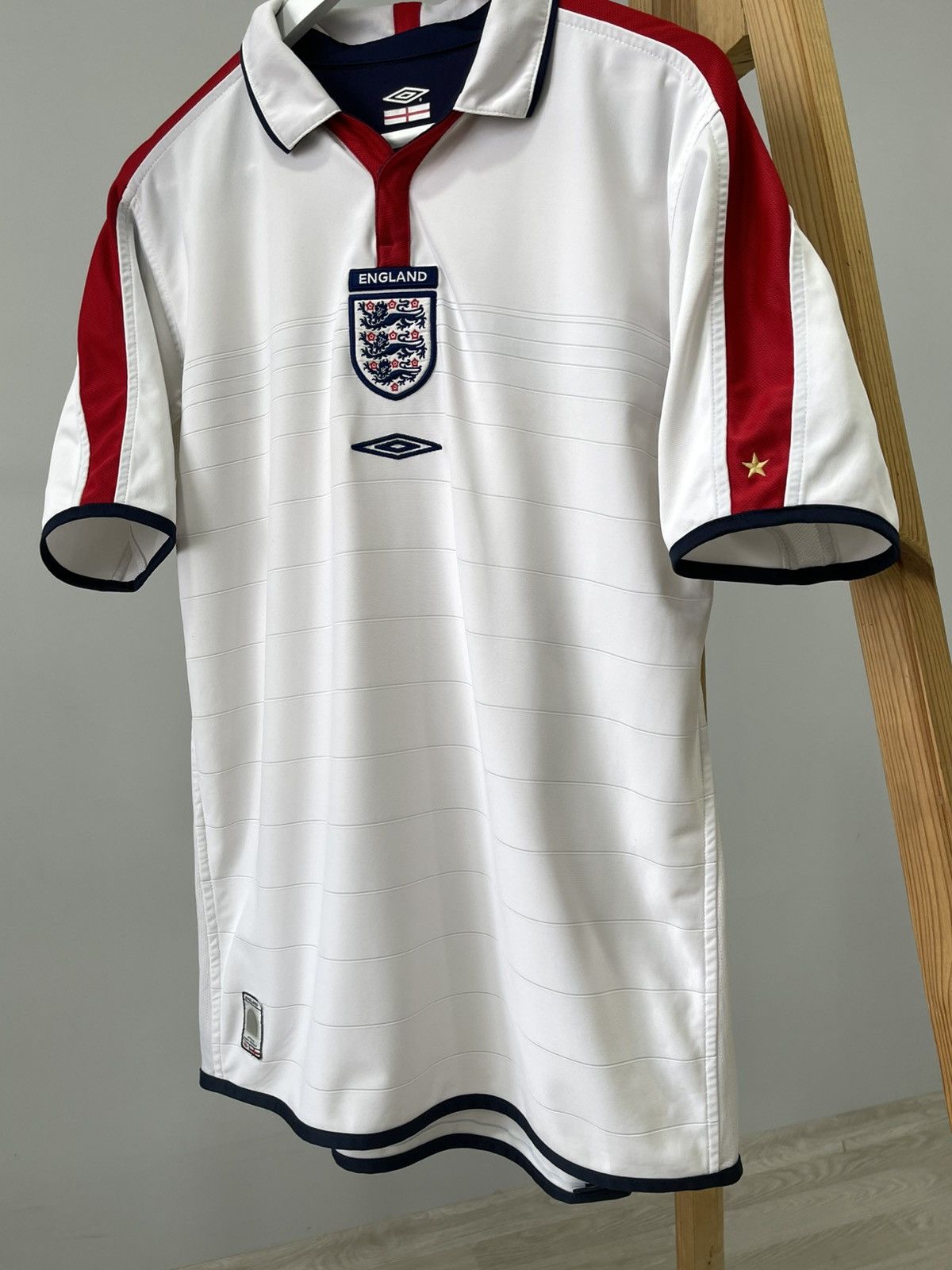 Umbro Vintage 2003/2005 Umbro England Reversible Home Kit Jersey Size US M / EU 48-50 / 2 - 12 Thumbnail