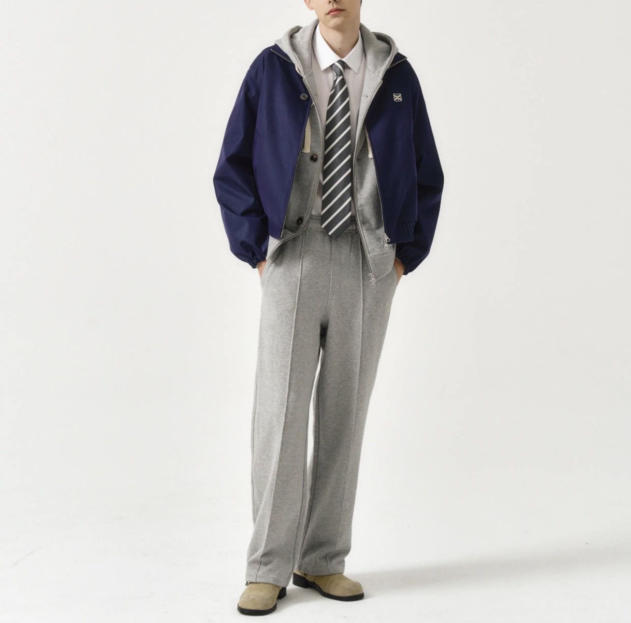 Other SATUR Navy Cropped Jacket Size US M / EU 48-50 / 2 - 9 Thumbnail