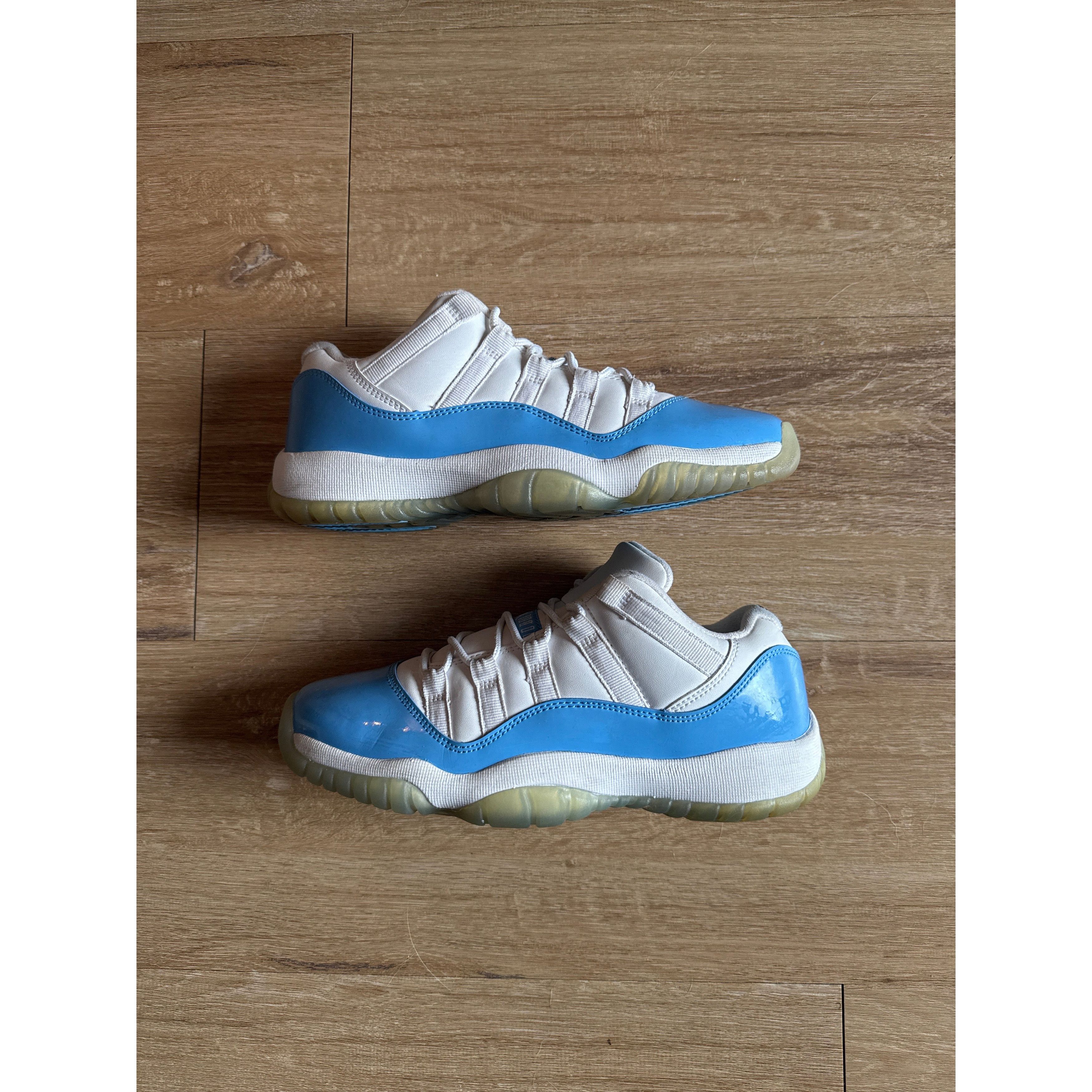 Jordan Brand Jordan Retro 11 Low University Blue Size US 5 / EU 37 - 2 Thumbnail