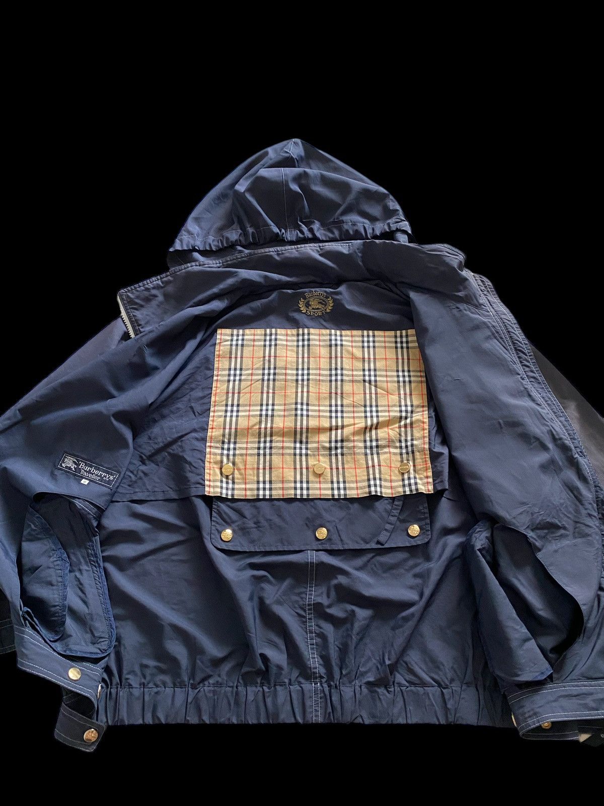 Burberry VTG 80's Burberry's Sport Traveller hoodie gold button Size US M / EU 48-50 / 2 - 2 Thumbnail