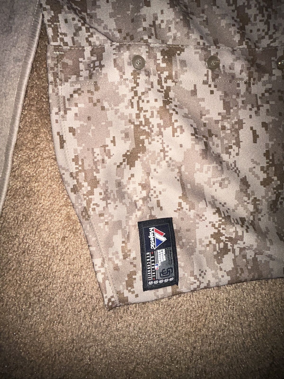 Majestic KIDS YOUTH XL - Stitched Camo San Diego Padres Jersey Size US S / EU 44-46 / 1 - 5 Thumbnail