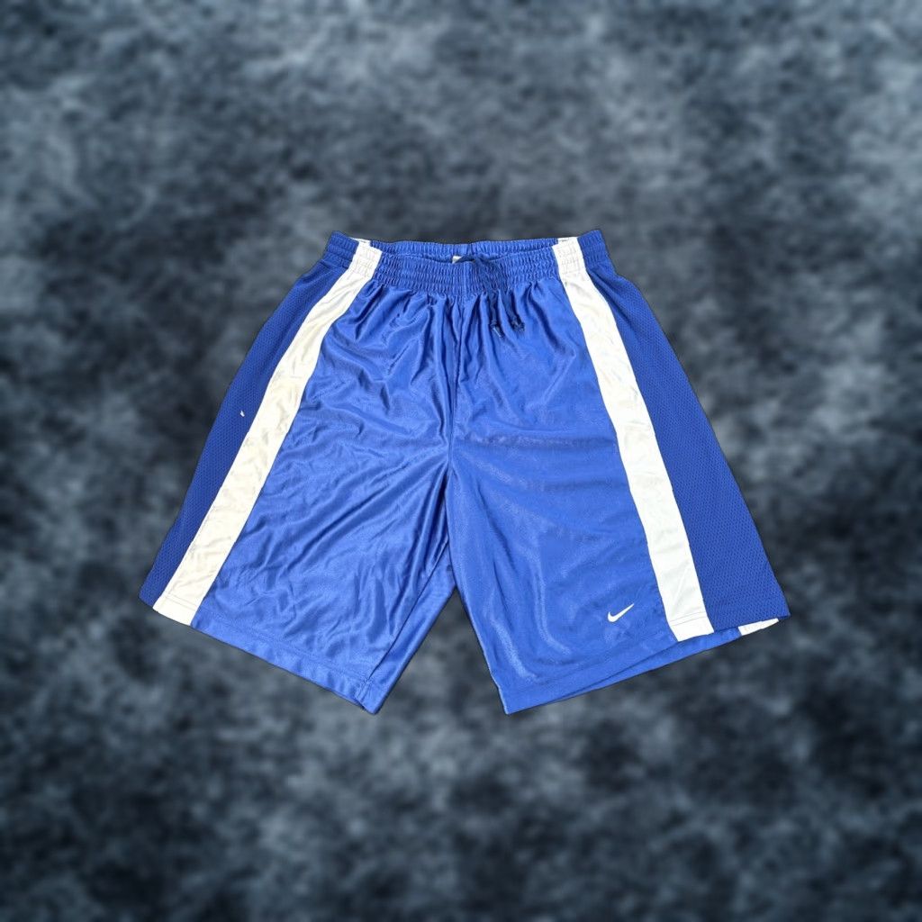 Nike VINTAGE Nike Shorts Mens XL Blue Dazzle Warm Up MMA Striped Basketball Y2K Mens Size US 36 / EU 52 - 1 Thumbnail