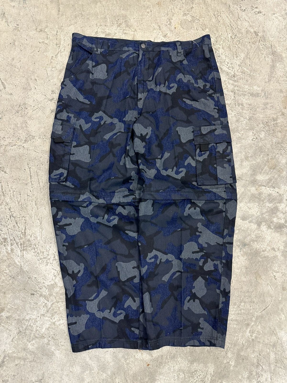 Crazy Baggy Y2K Blue/Gray Camo No Boundaries Cargo Pants