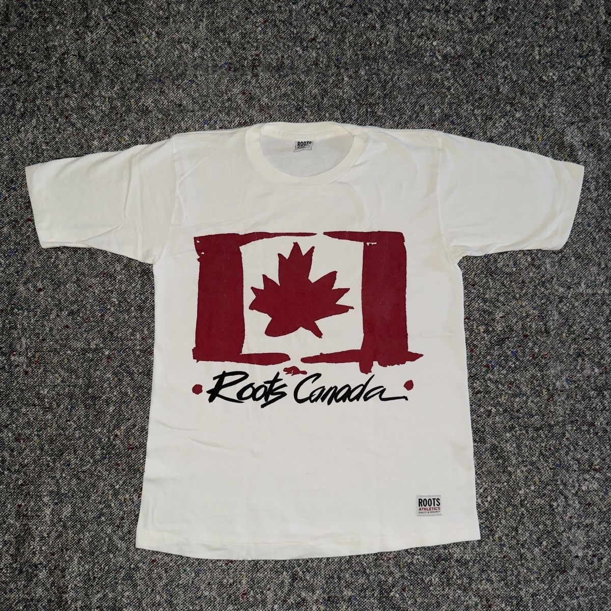 Roots Vintage 90s Roots Canada Flag Single Stitch Made In Canada Size US S / EU 44-46 / 1 - 1 Thumbnail