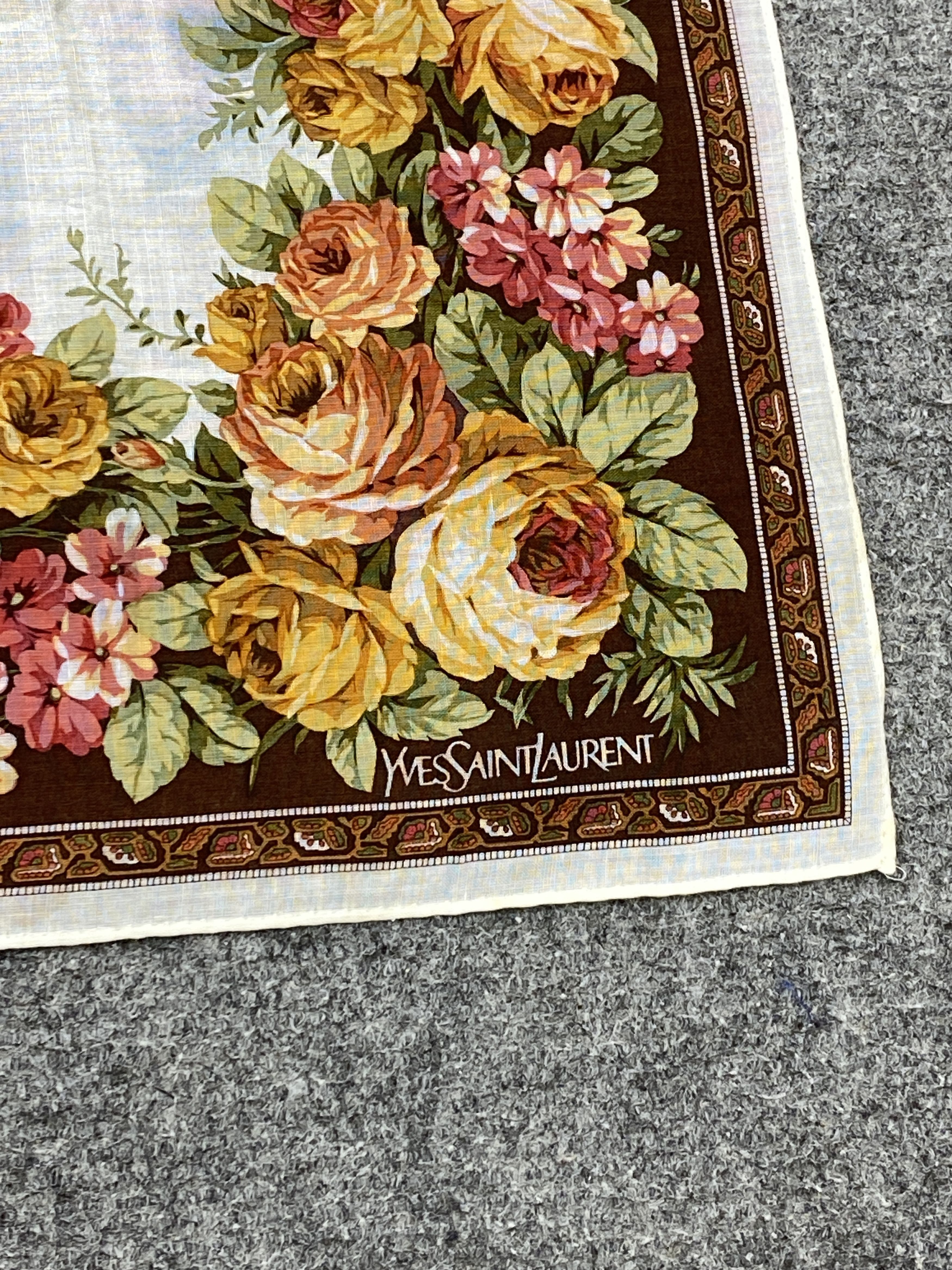 Yves Saint Laurent Yves Saint Laurent Handkerchief / Neckerchief HKC1010 Size ONE SIZE - 6 Thumbnail