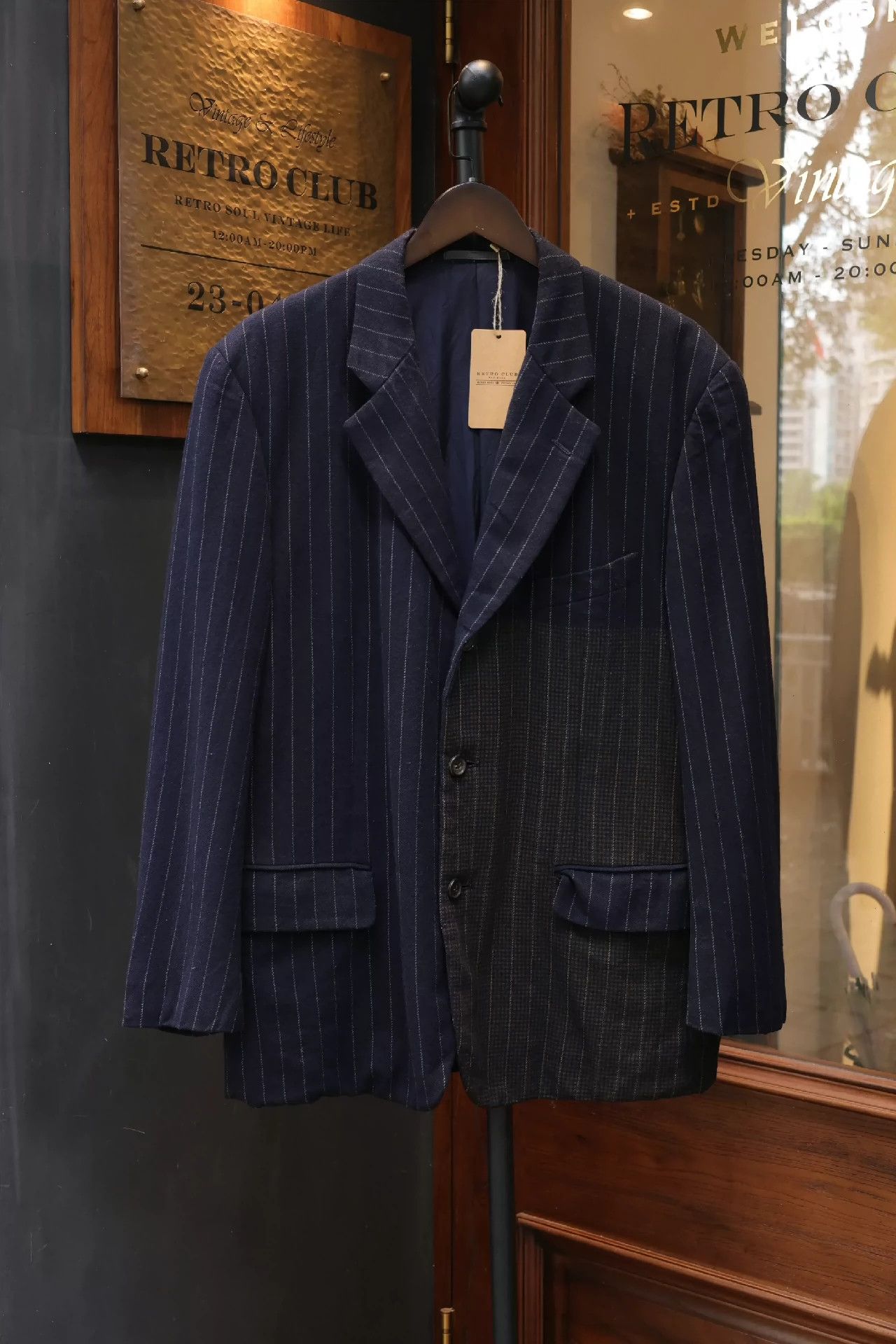 Comme des Garcons Comme Des Garcons Modern period suit jacket -DMC Size US S / EU 44-46 / 1 - 1 Thumbnail
